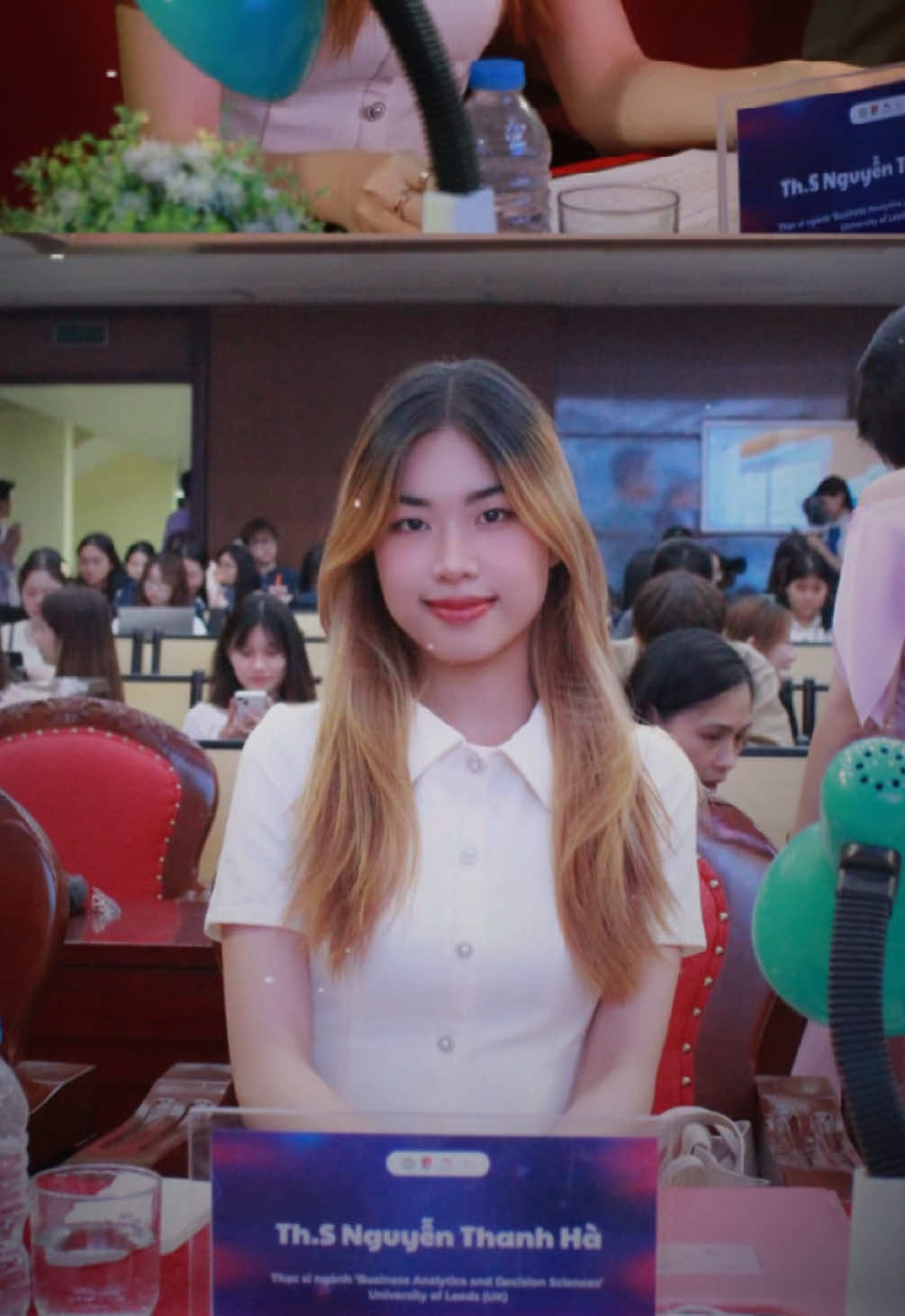 @công chúa ngủ trên giường