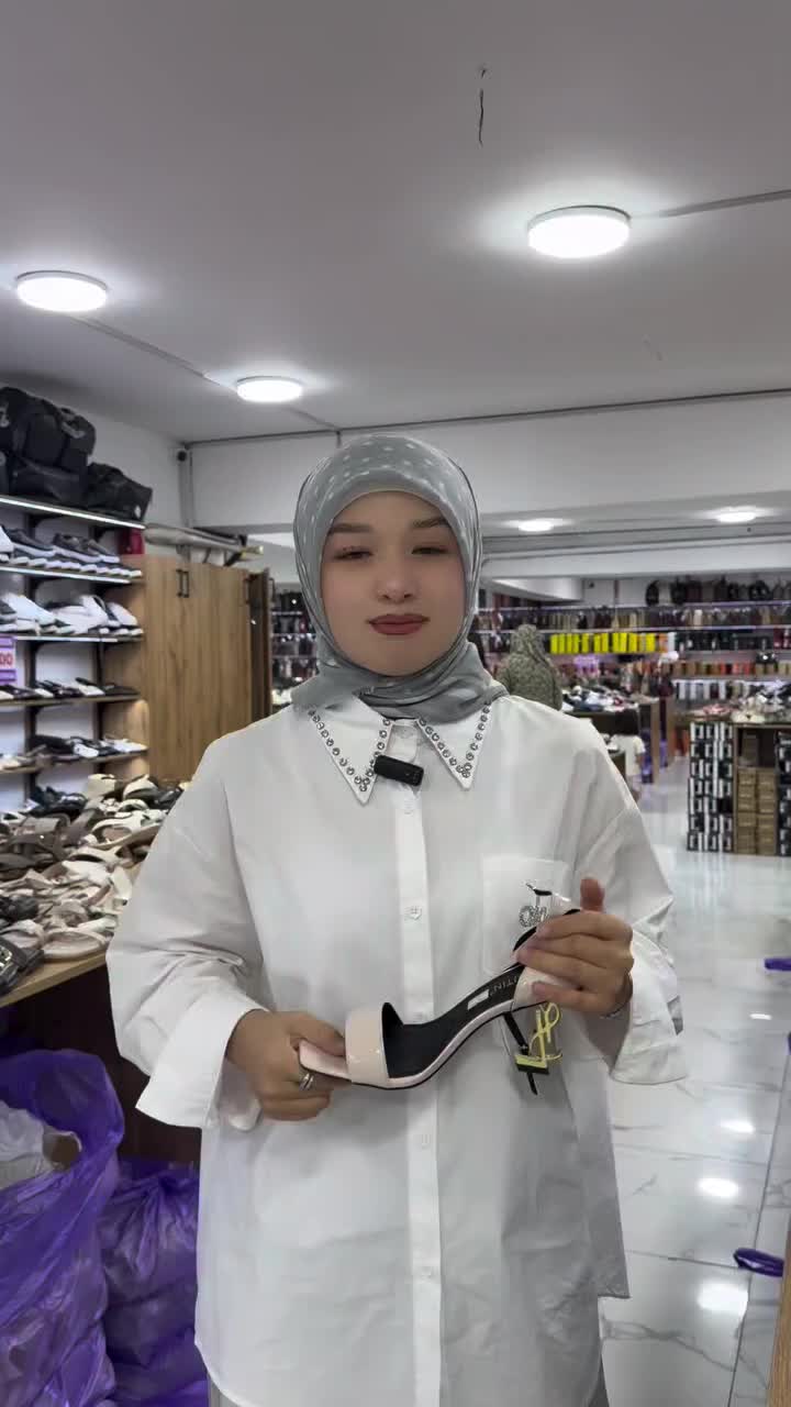 @𝗡𝗲𝘄 𝗦𝗵𝗼𝗲𝘀