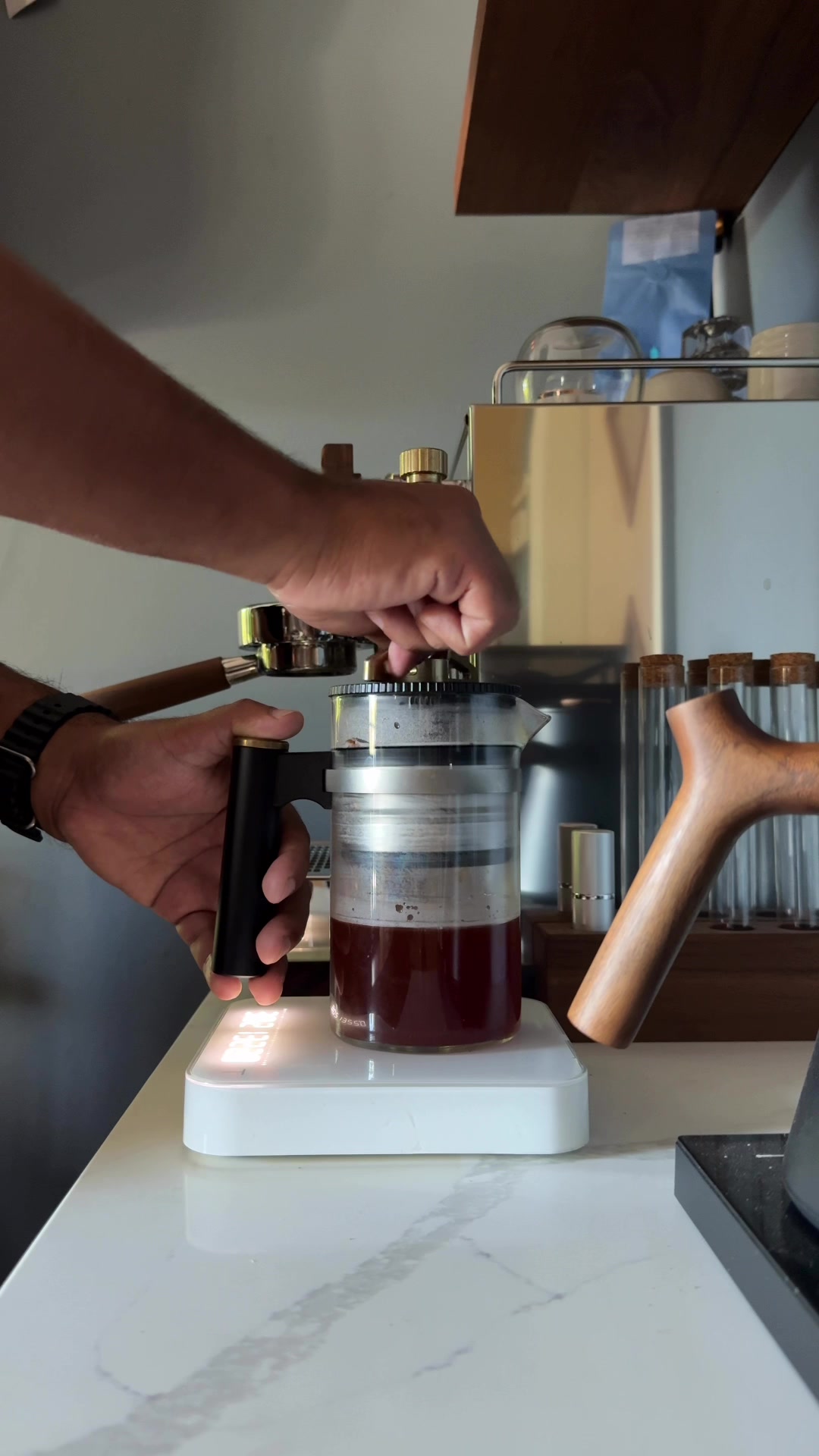 @elmaslcoffee
