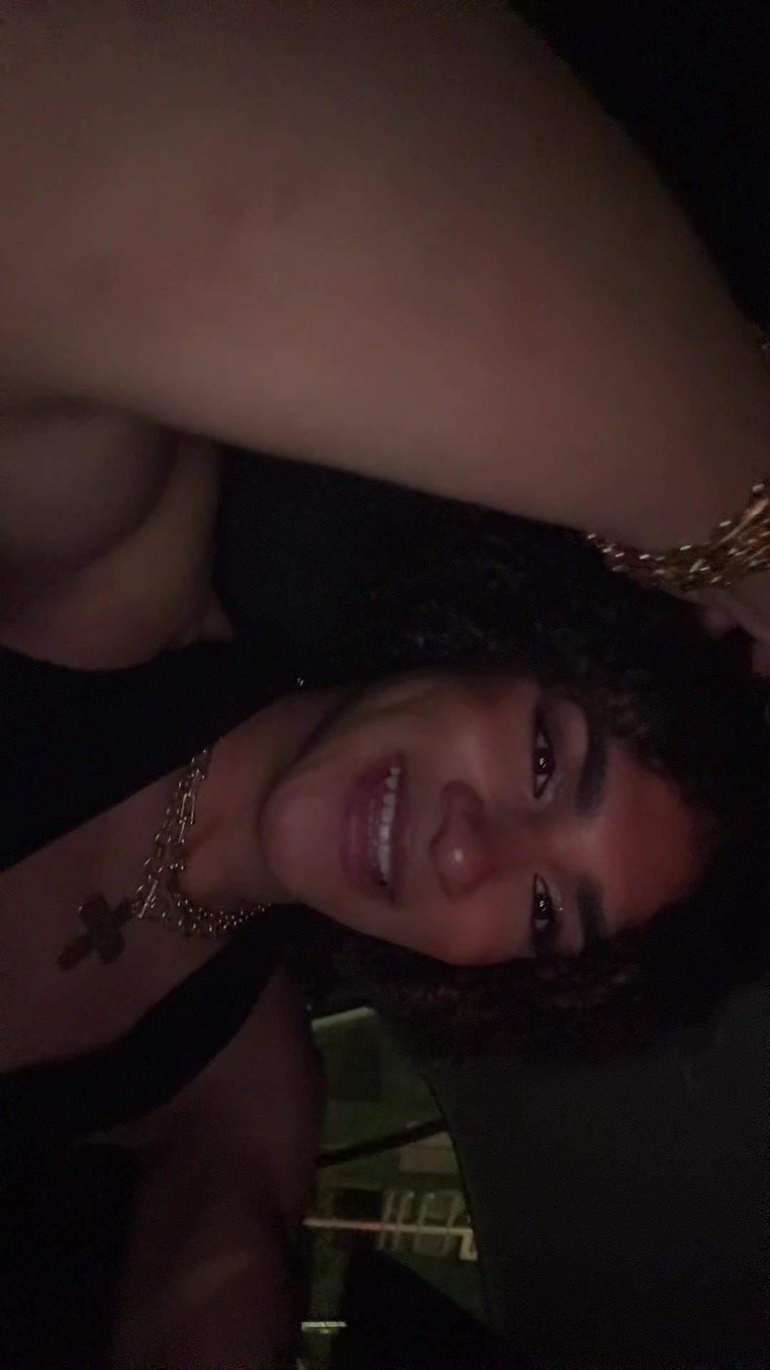 @bellaa