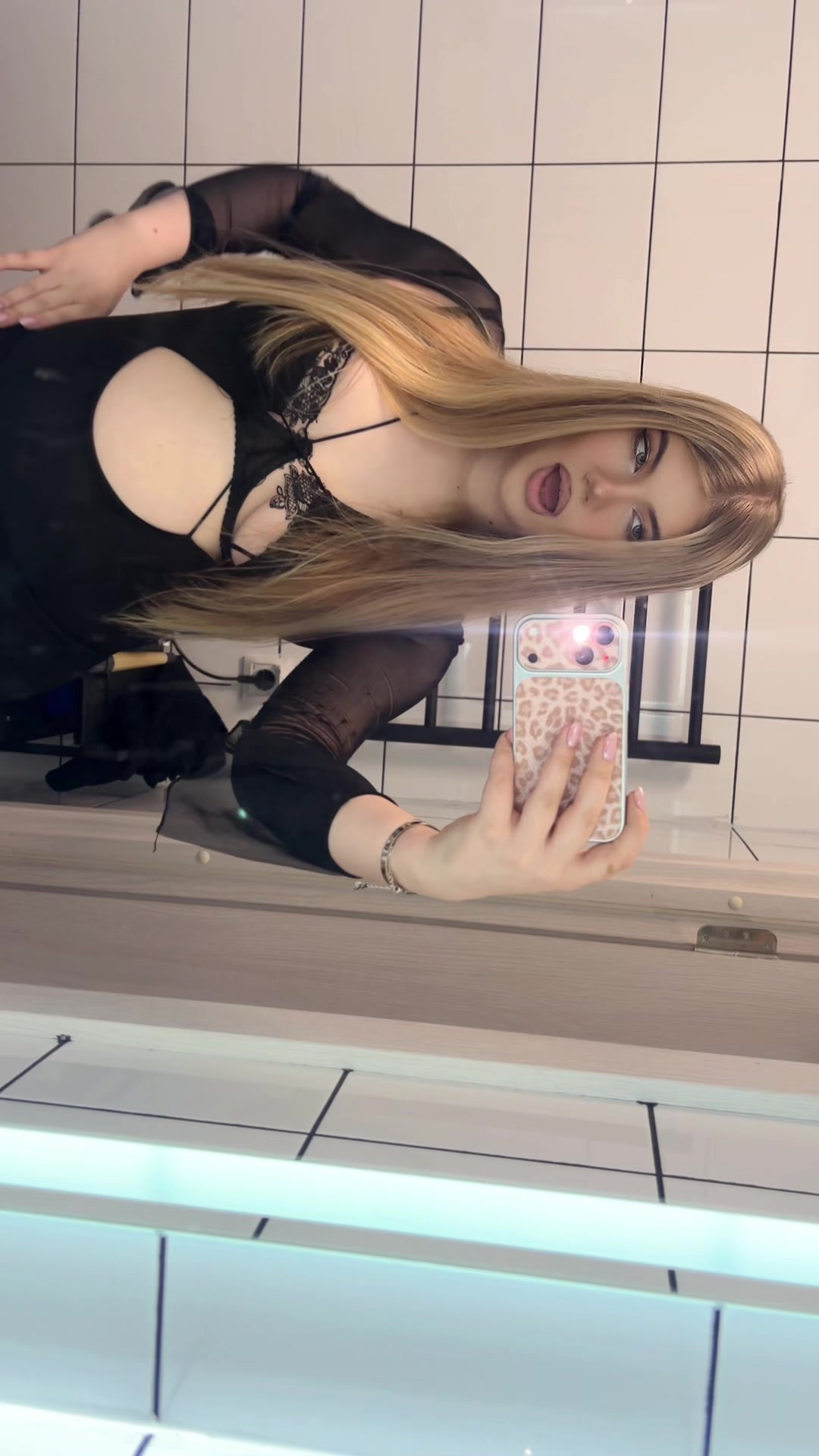 @🦋🤍