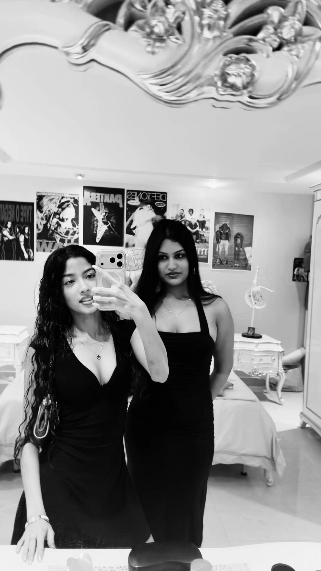 @Ariana K