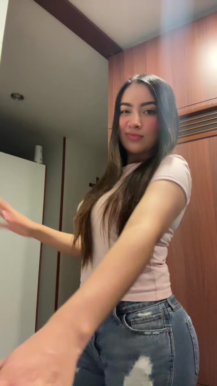 @Valentina
