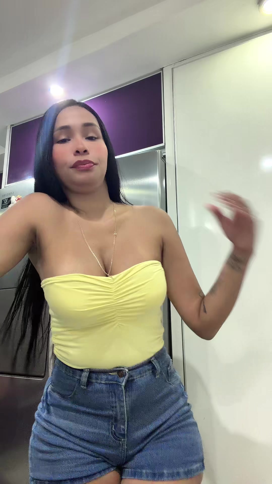 @Alexa🦋🍒