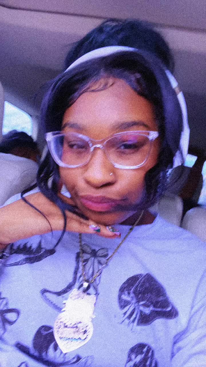 @𝐓𝐞𝐨𝐧𝐚𝐡𝐡𝐧𝐢𝐜𝐨𝐥𝐞𝐞🩶