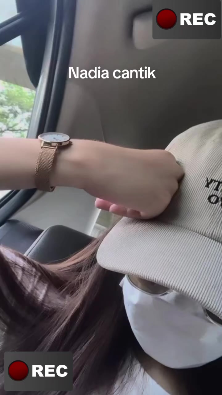@Nadia savitri amanda putri