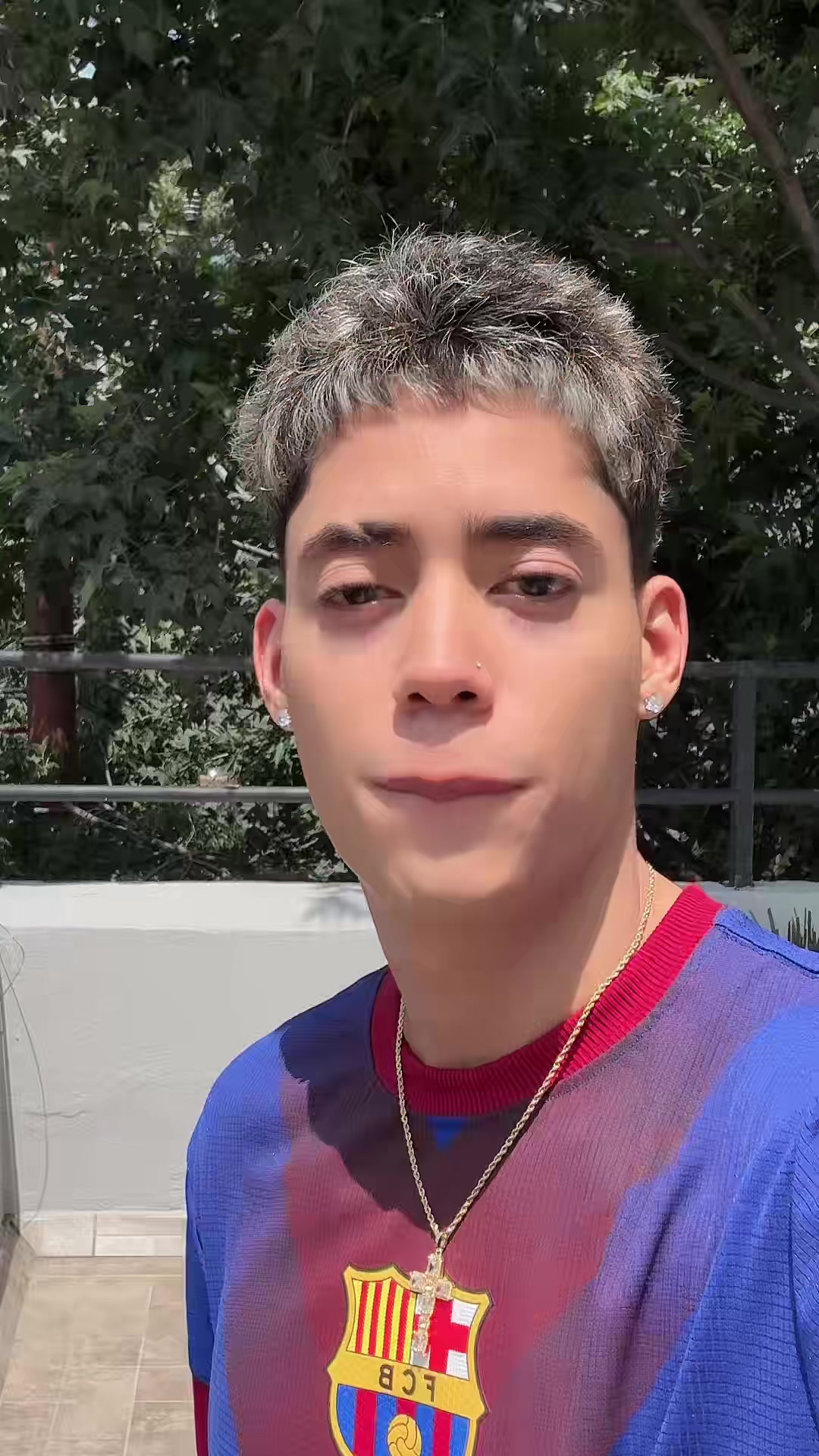 @Ricardo Urbina