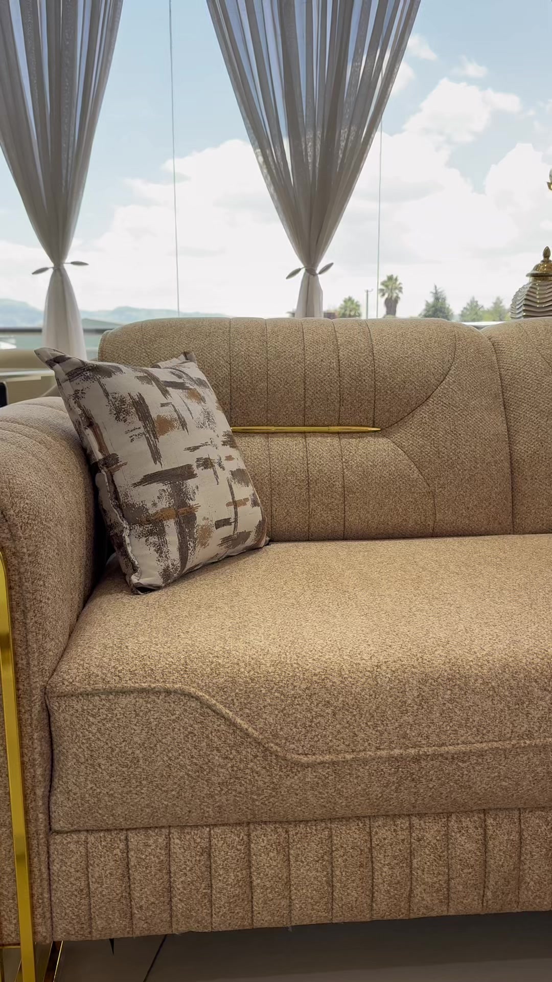 @official Classic Furniture