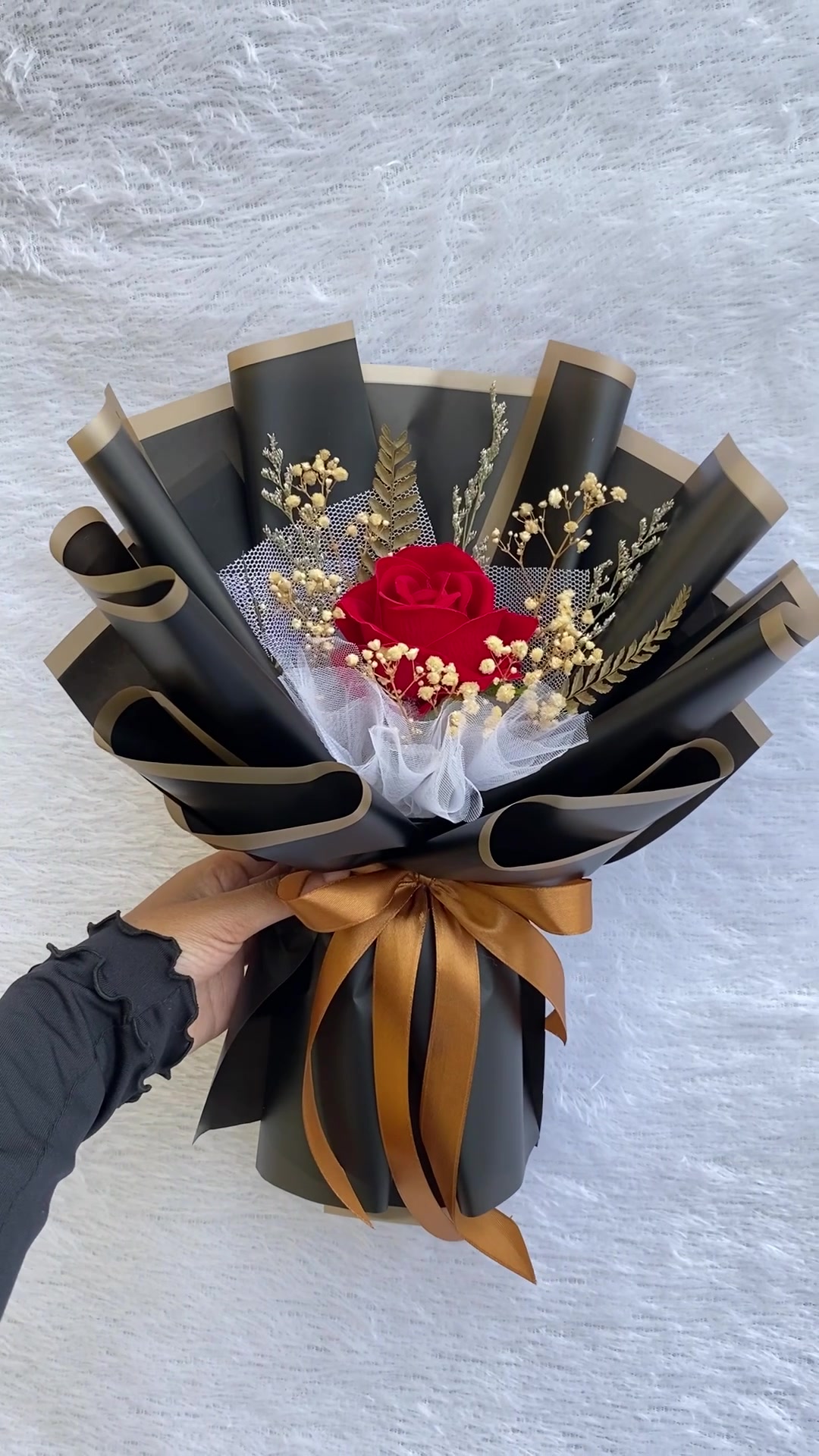 @elenkhaflowery