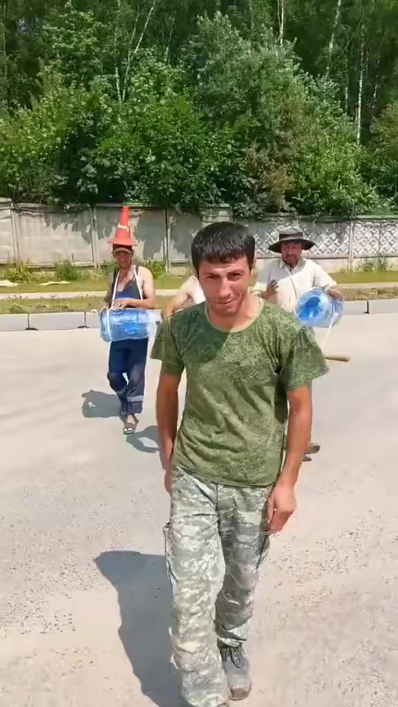 @Aka_888_