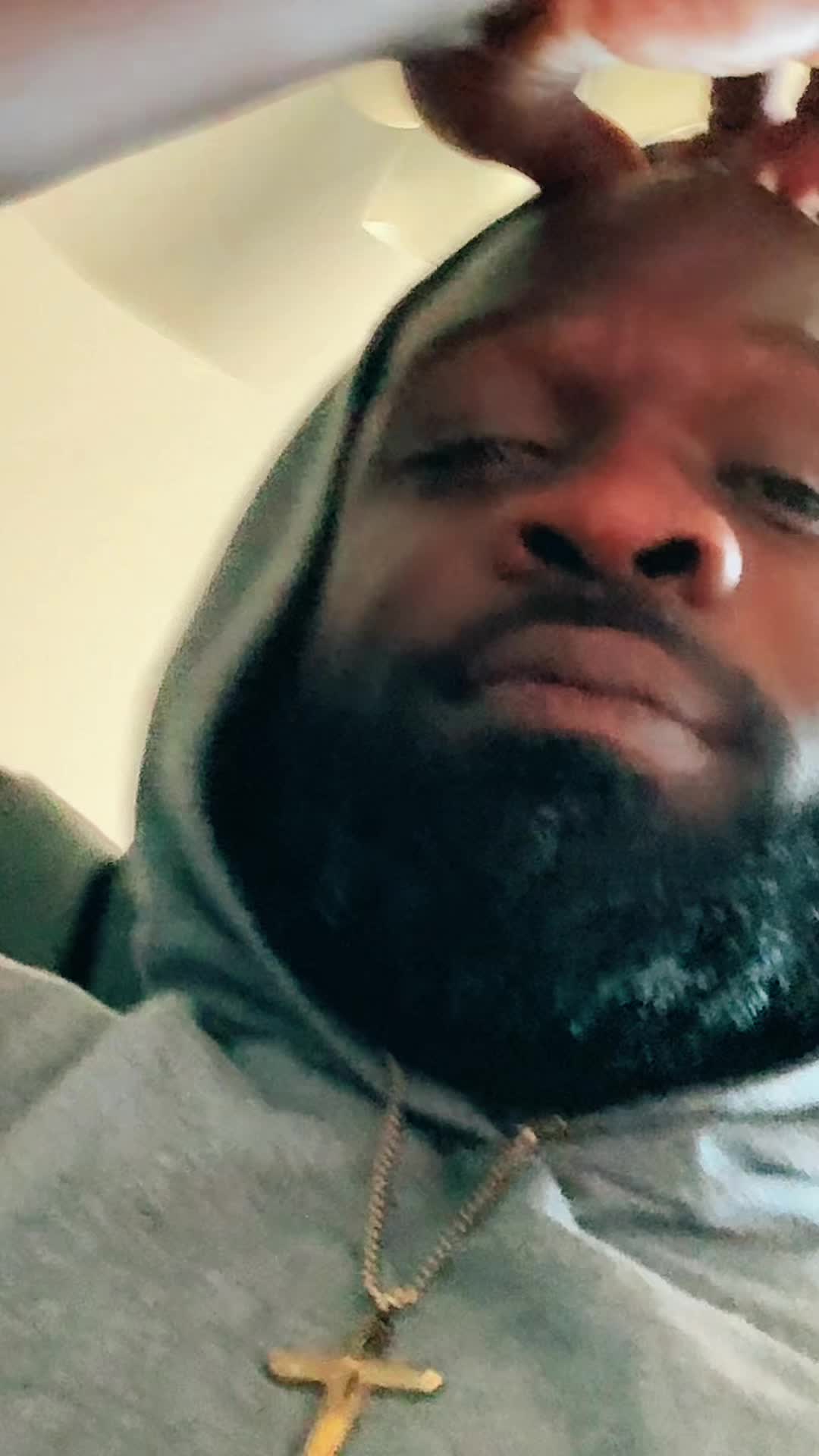 @ChrisPlusSix🖤