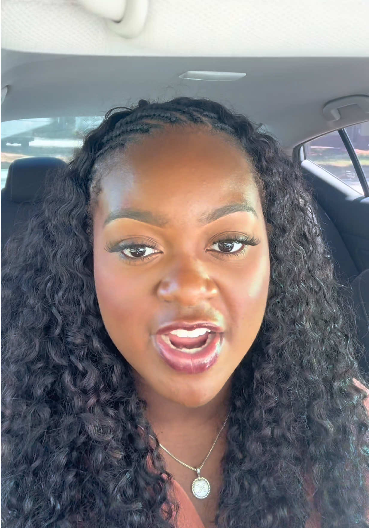 @GirlswhoGlamm