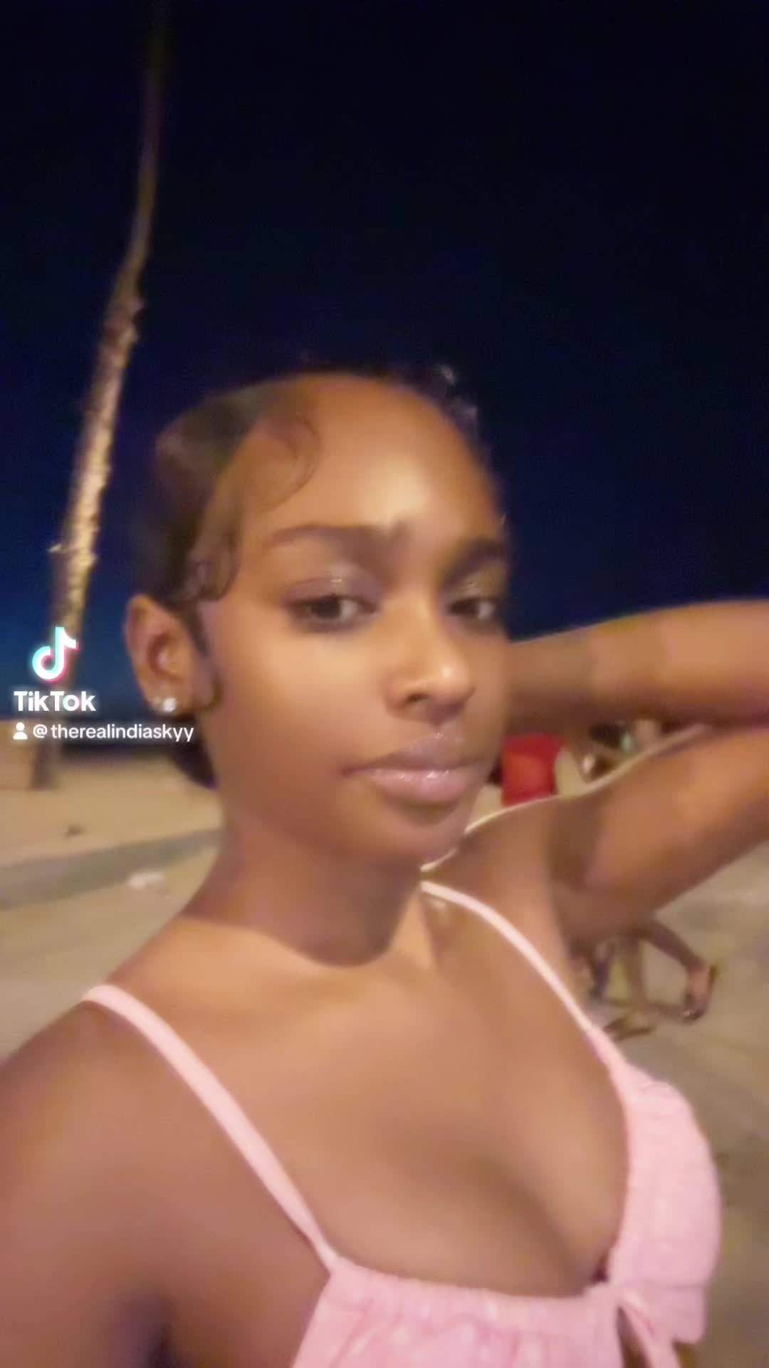 @therealindiaskyy