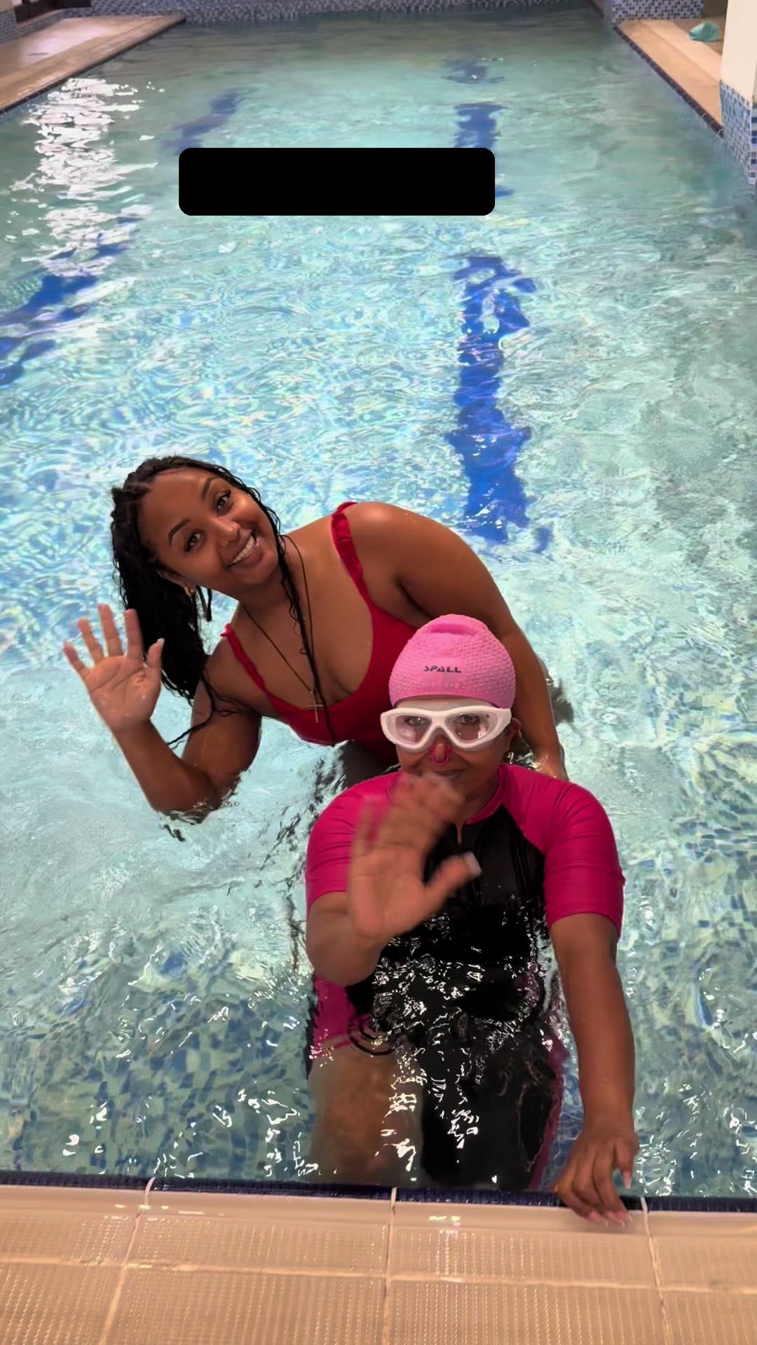 @Berry swimming