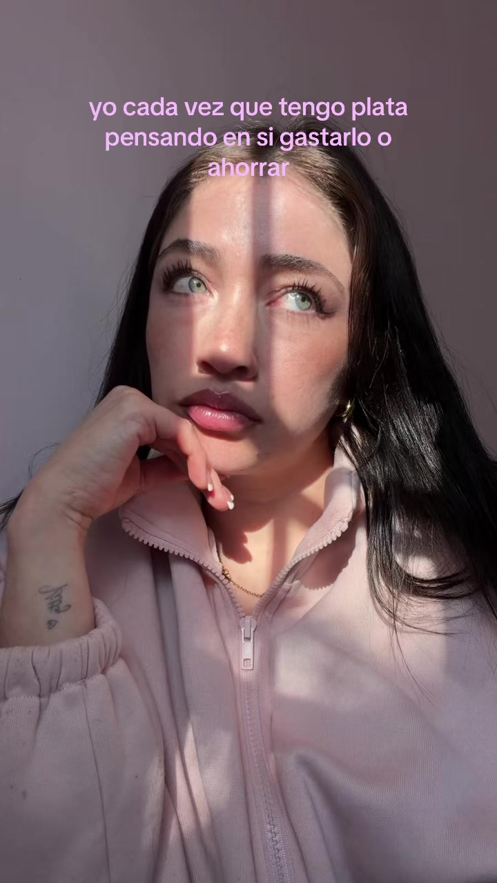@Sofii Navarro🦋