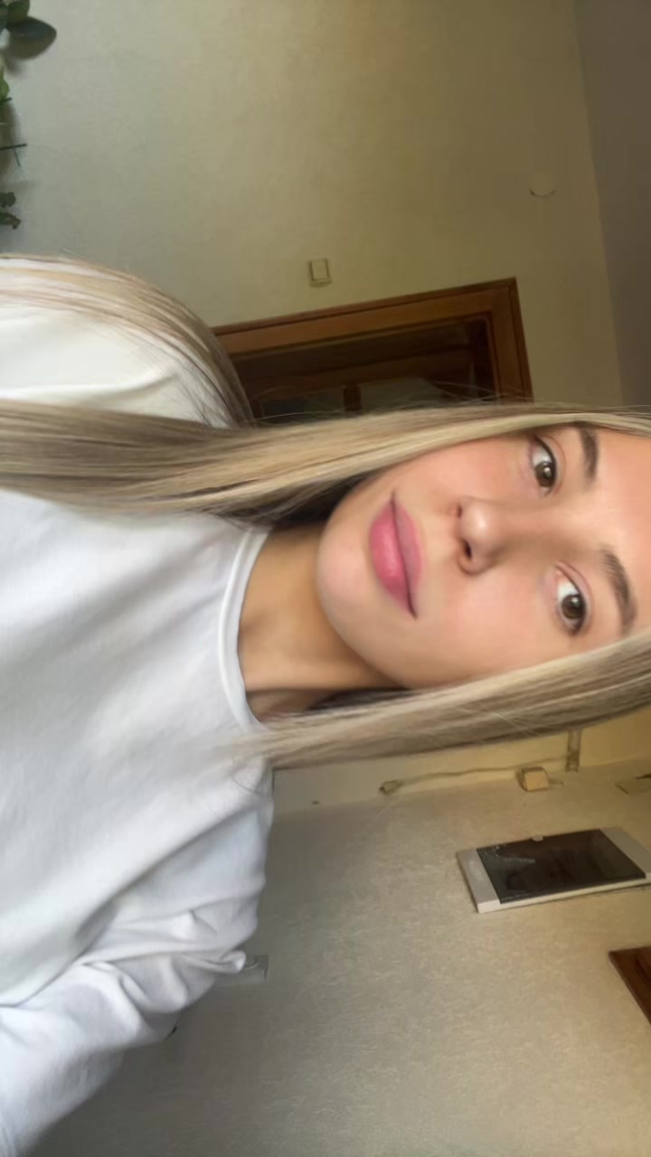 @andjela