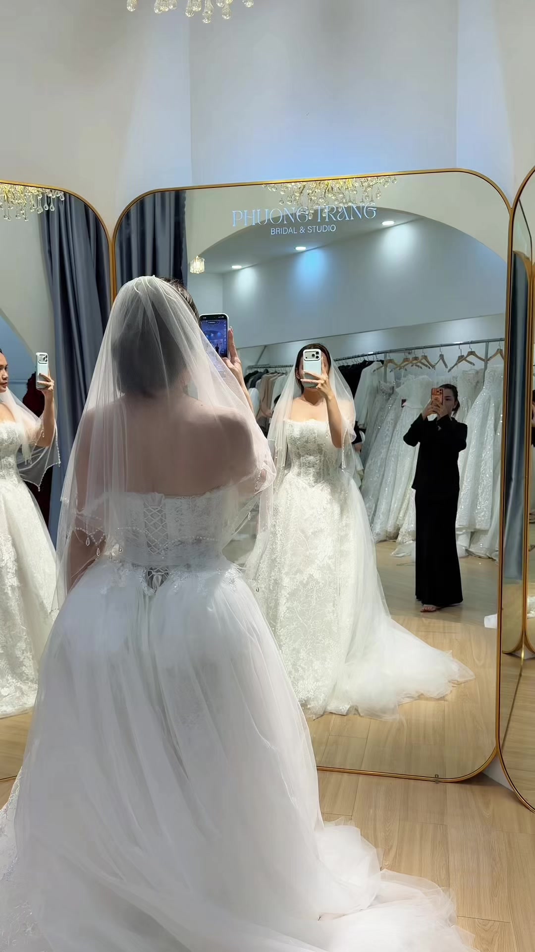 @phuongtrang_weddi