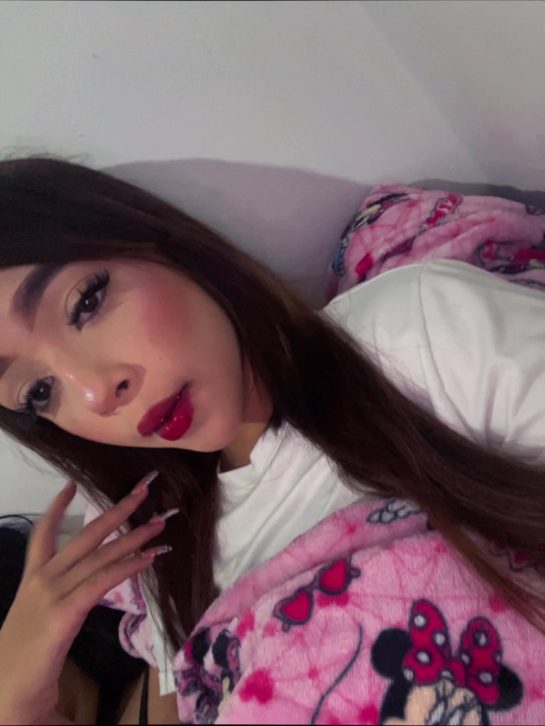 @𝑆𝑜𝑓𝑖𝑎🧖🏼&zwj;♀️🌸