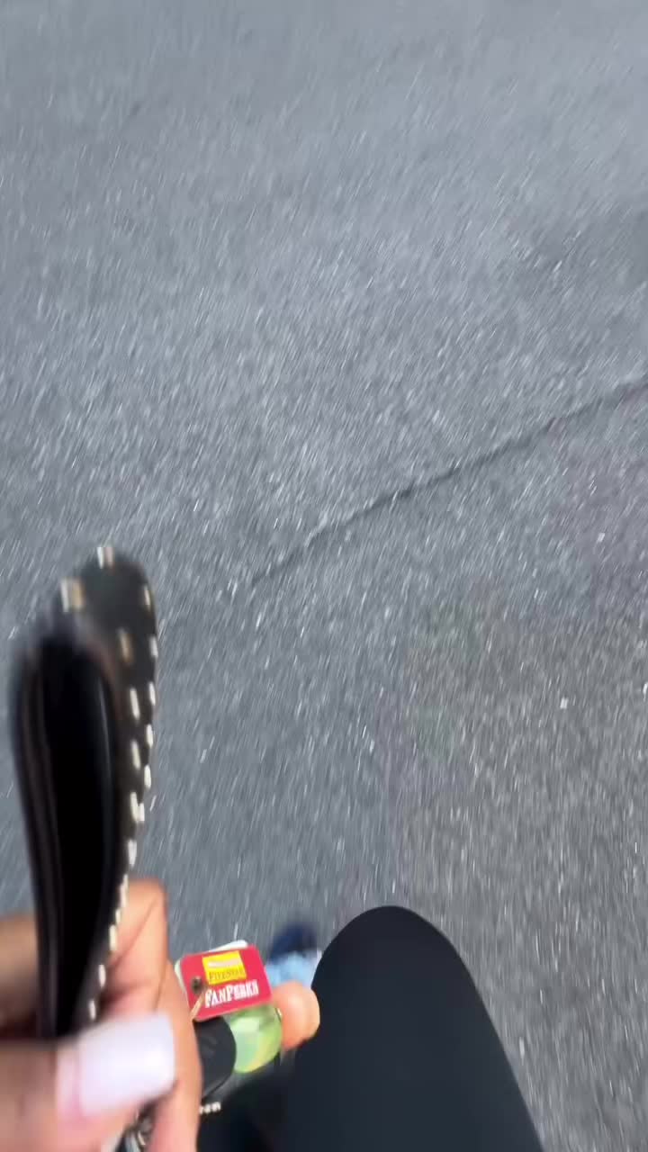 @Nique🌺