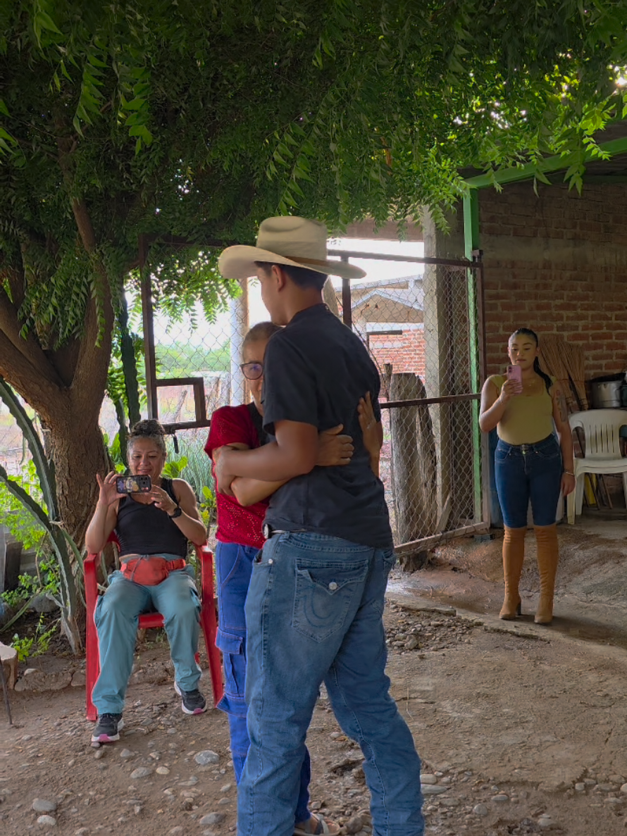 @Ąllison Esquivel ✨️