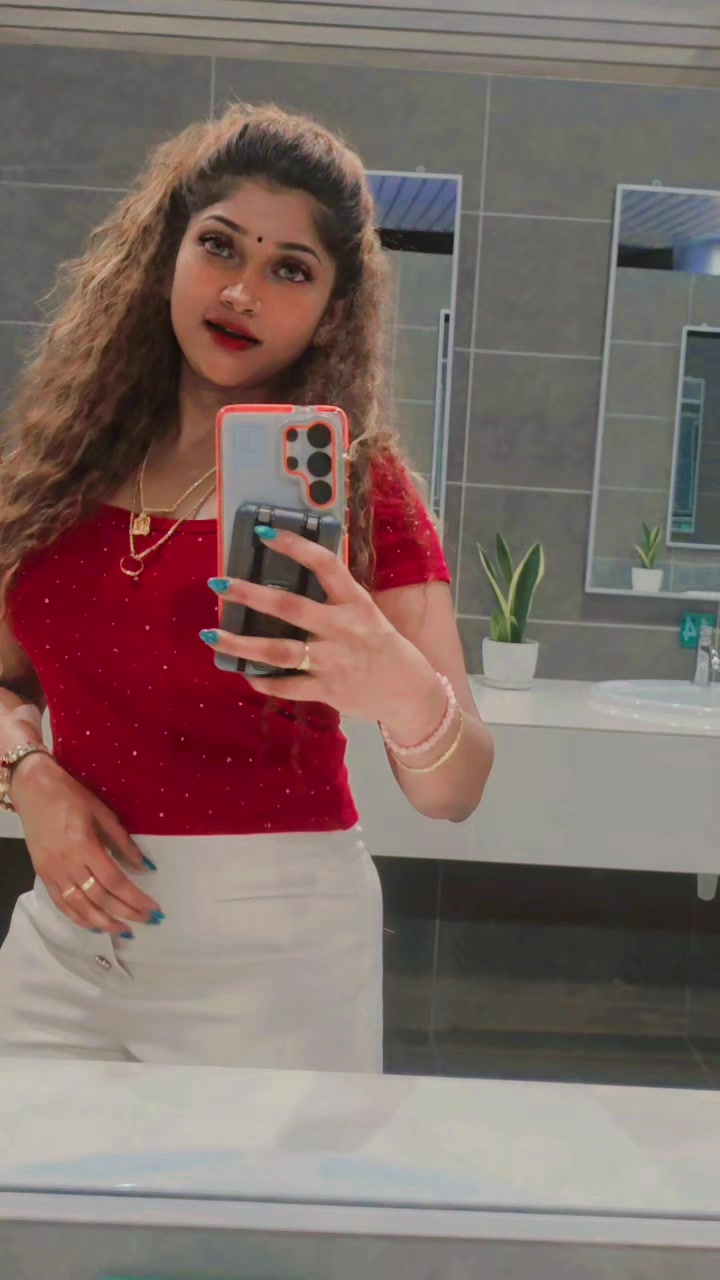 @Marykavitha_28 ♥️🖤