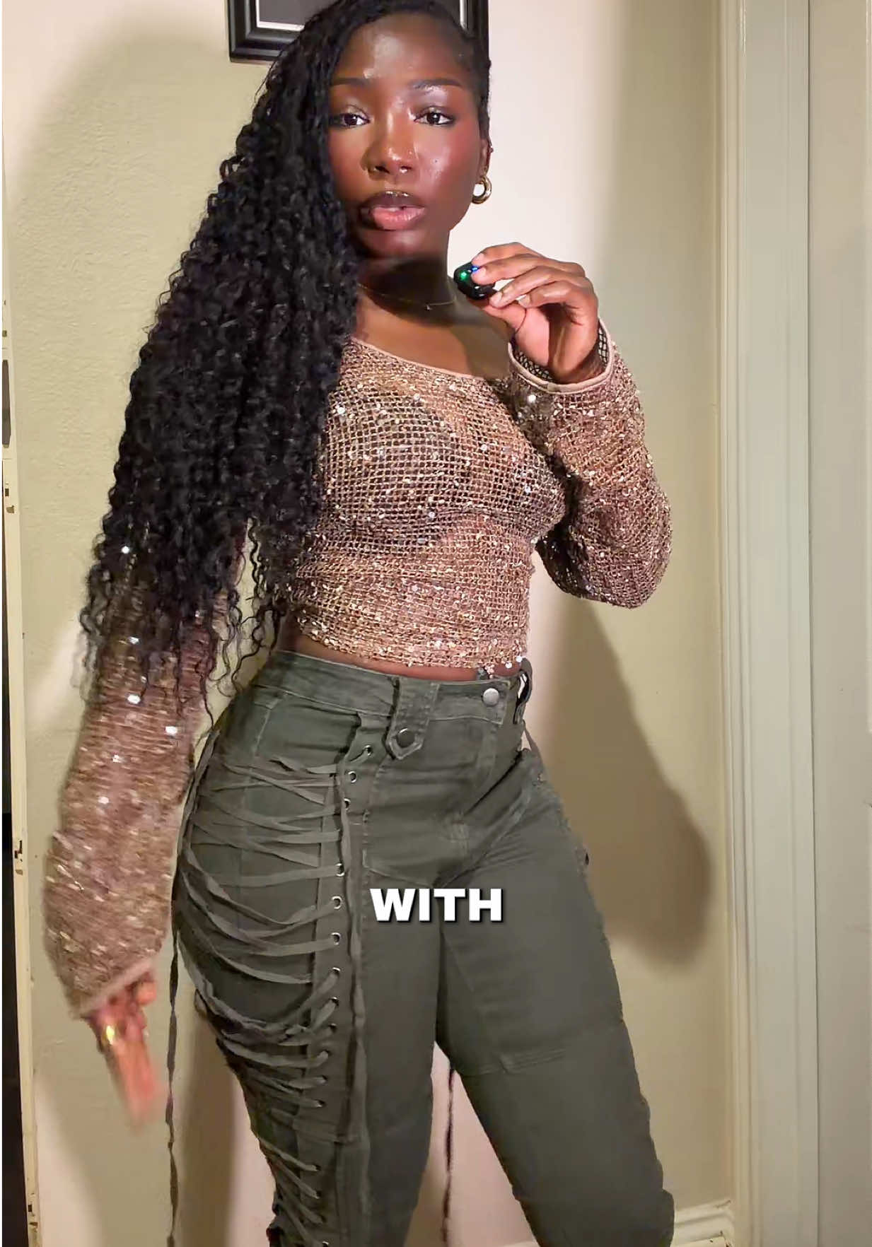 @Essy🪷