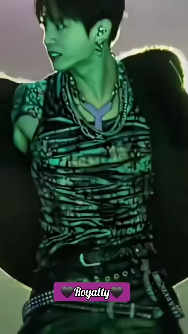 @꧁ 𝐑𝐨𝐲𝐚𝐥 ꧂