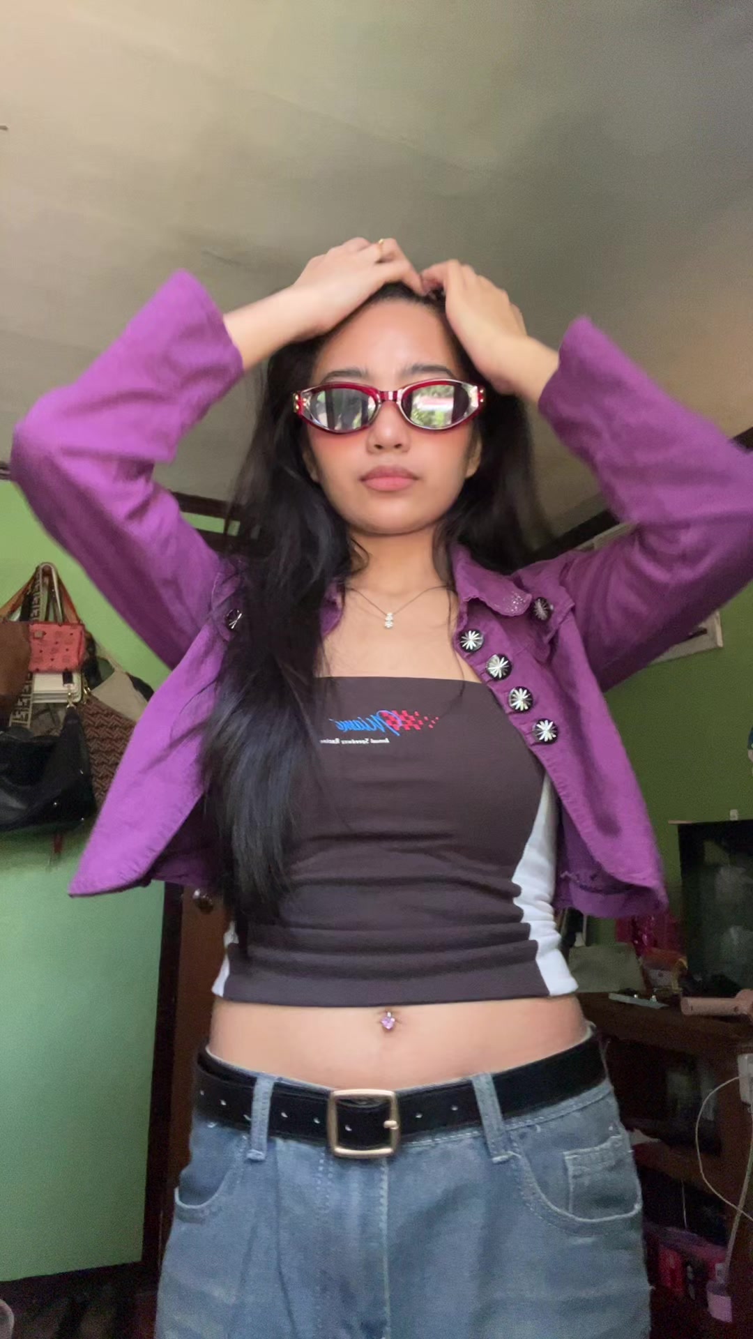 @nicole