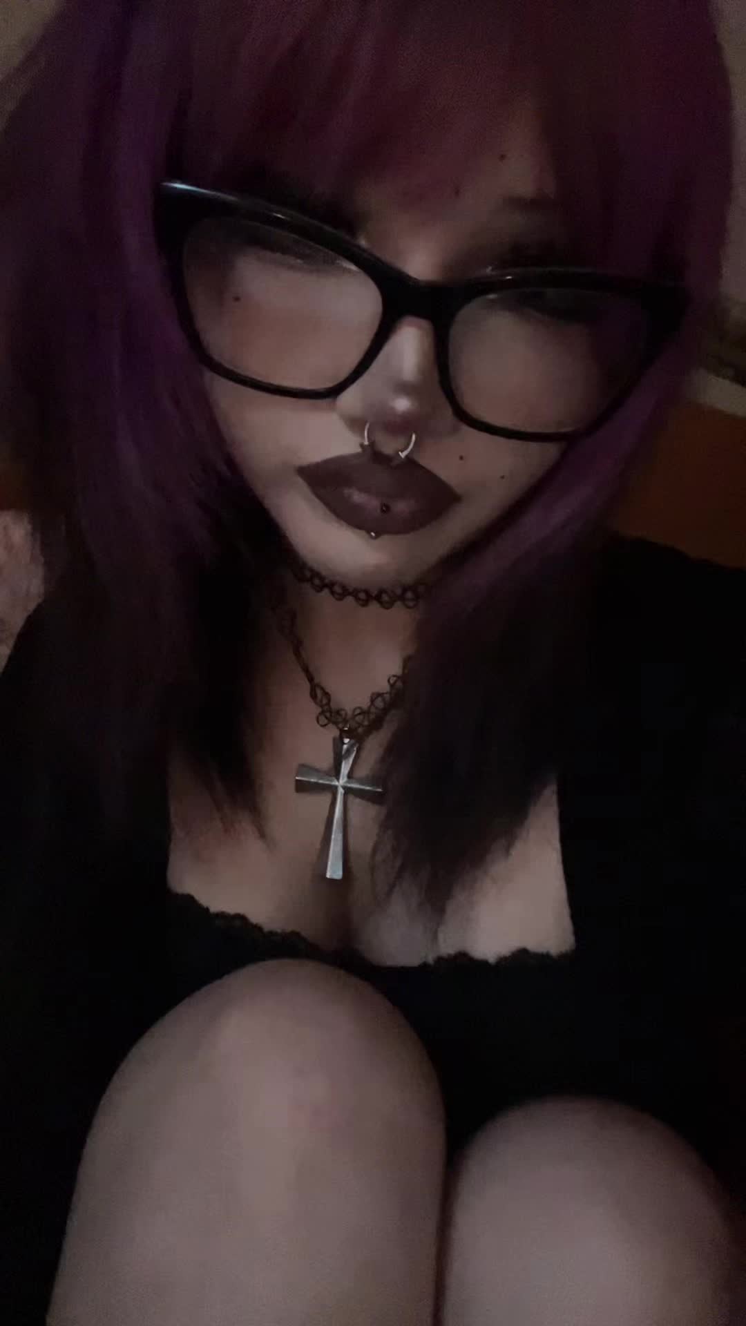@stinkykittypoopie