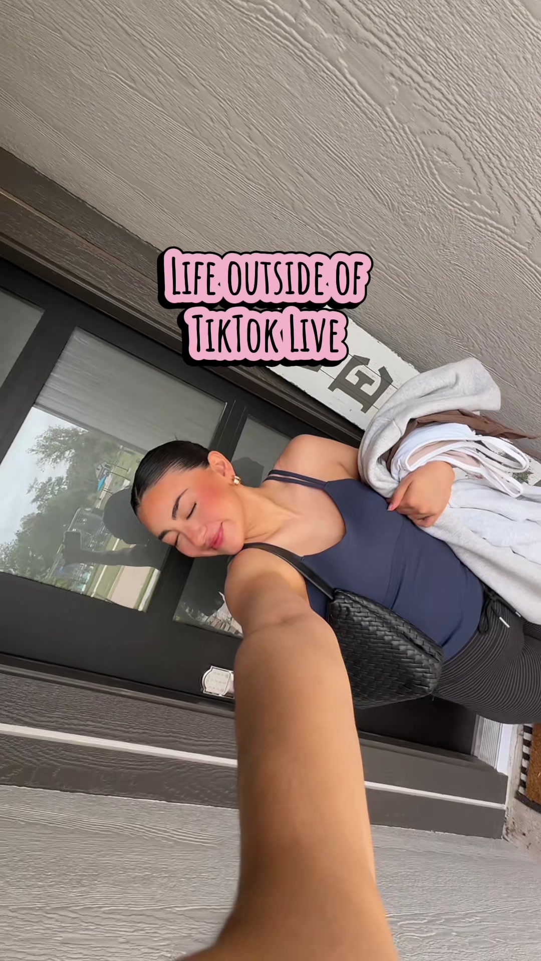 @AJ🧞♀️