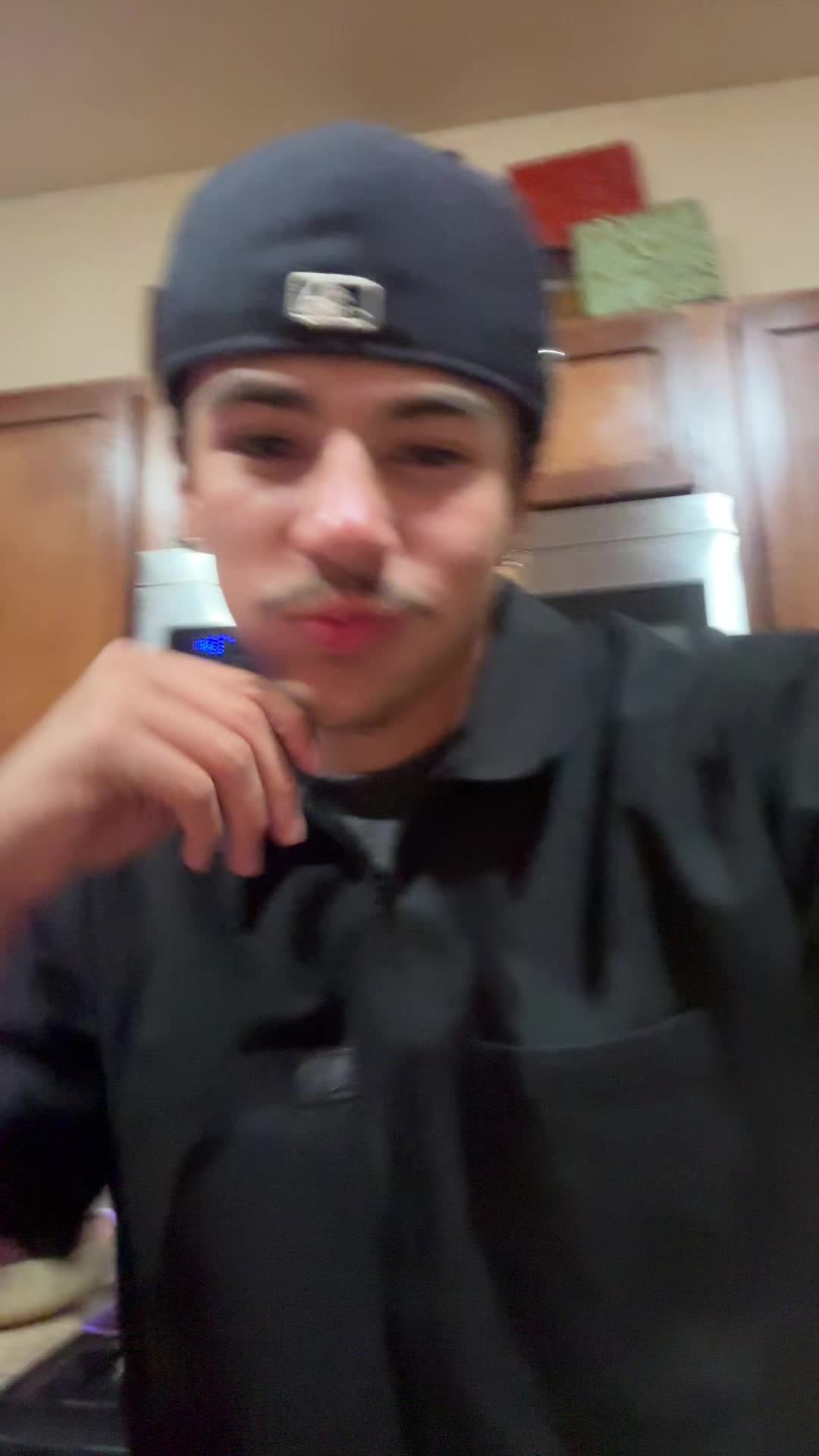 @Prettyboy_chong1