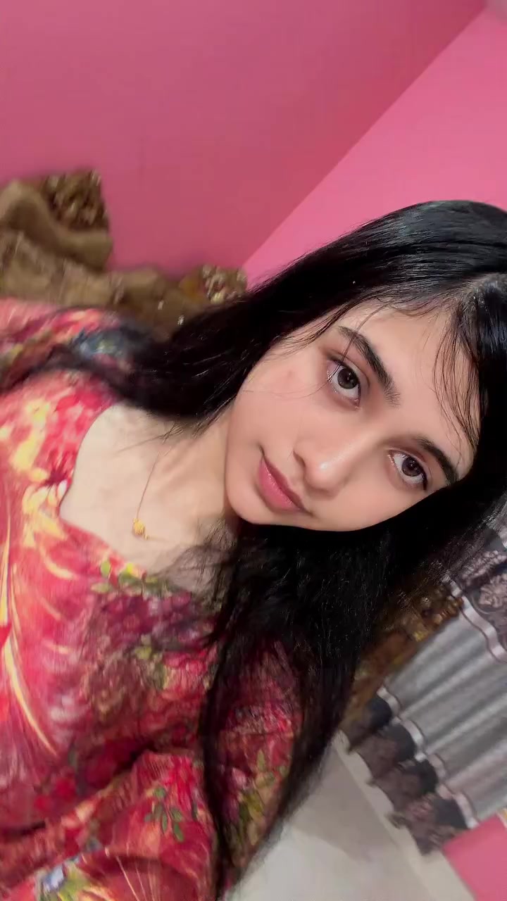 @🐱Nishita🐱💅🏻