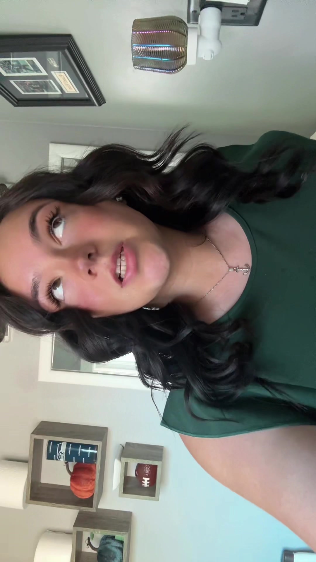 @Dominique