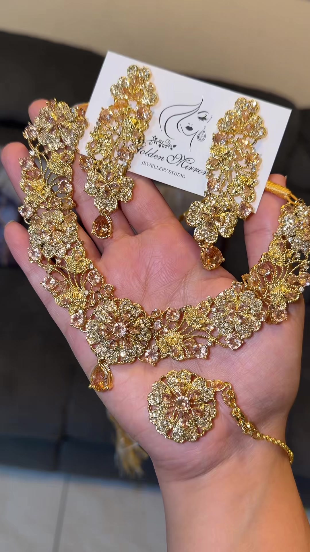 @Golden Mirror Jewellery Studio