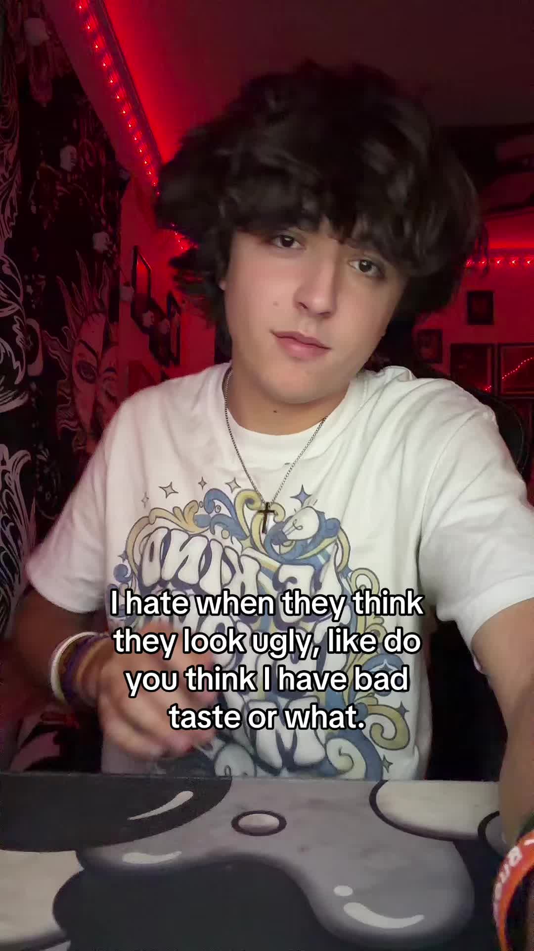 @T