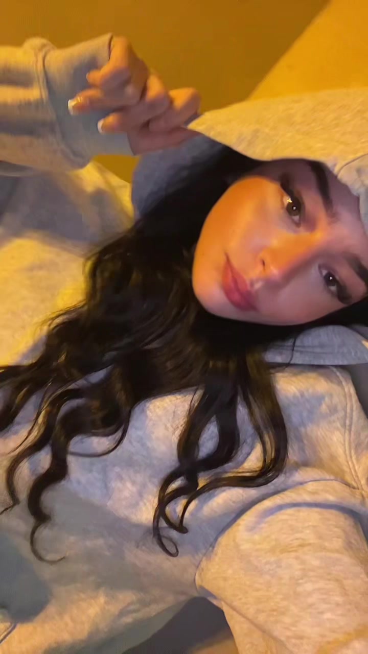 @Riri🍒
