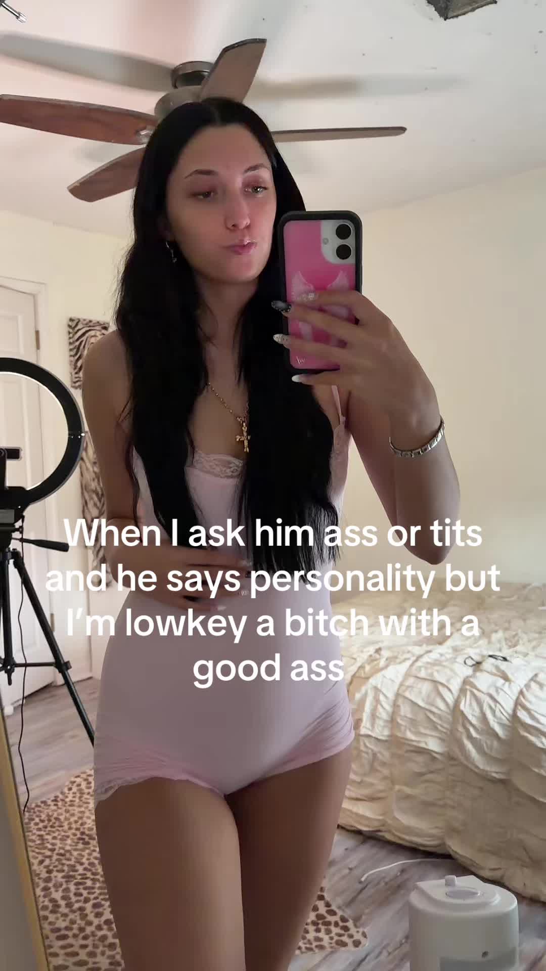 @naomi