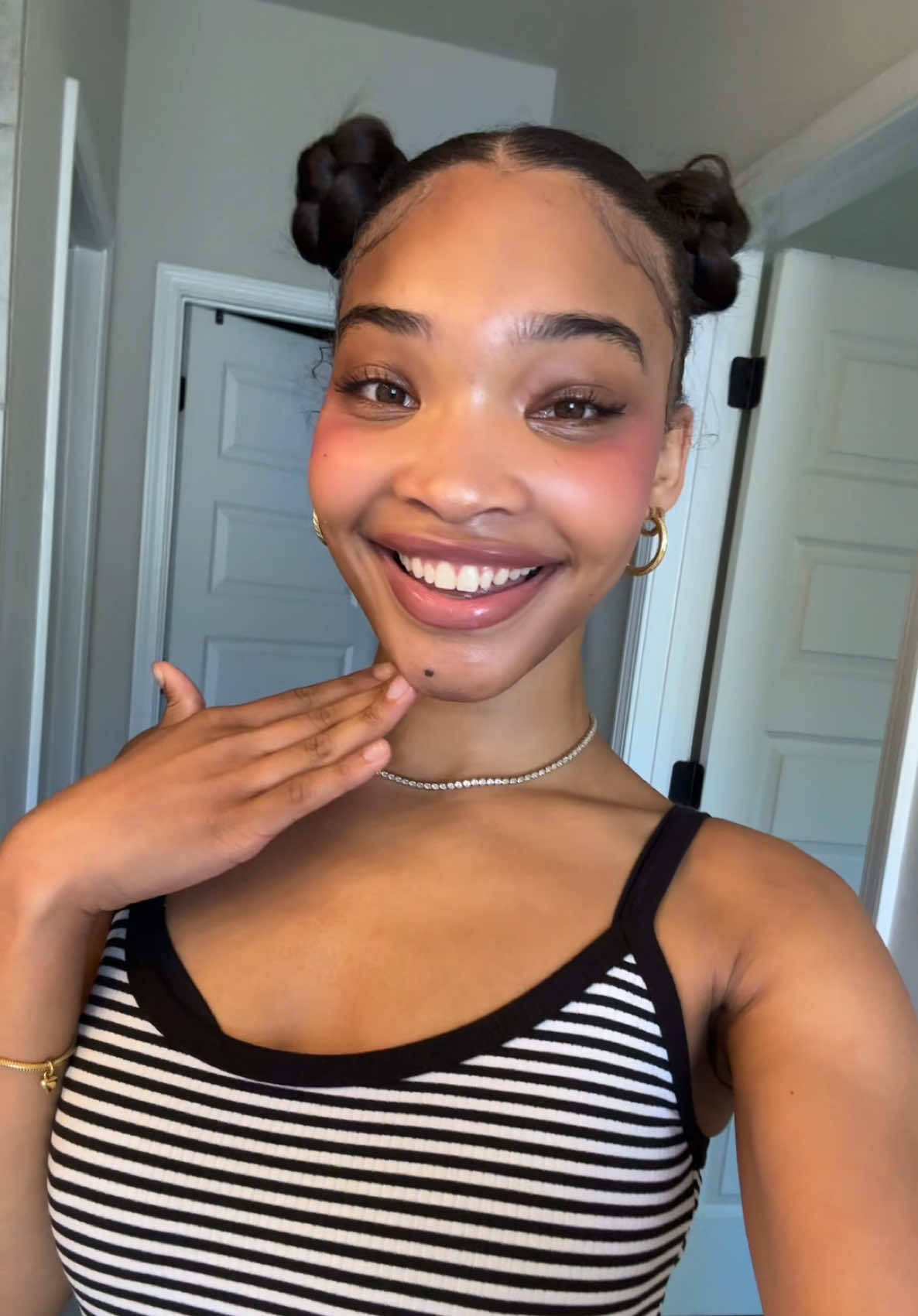@anijahscarlett