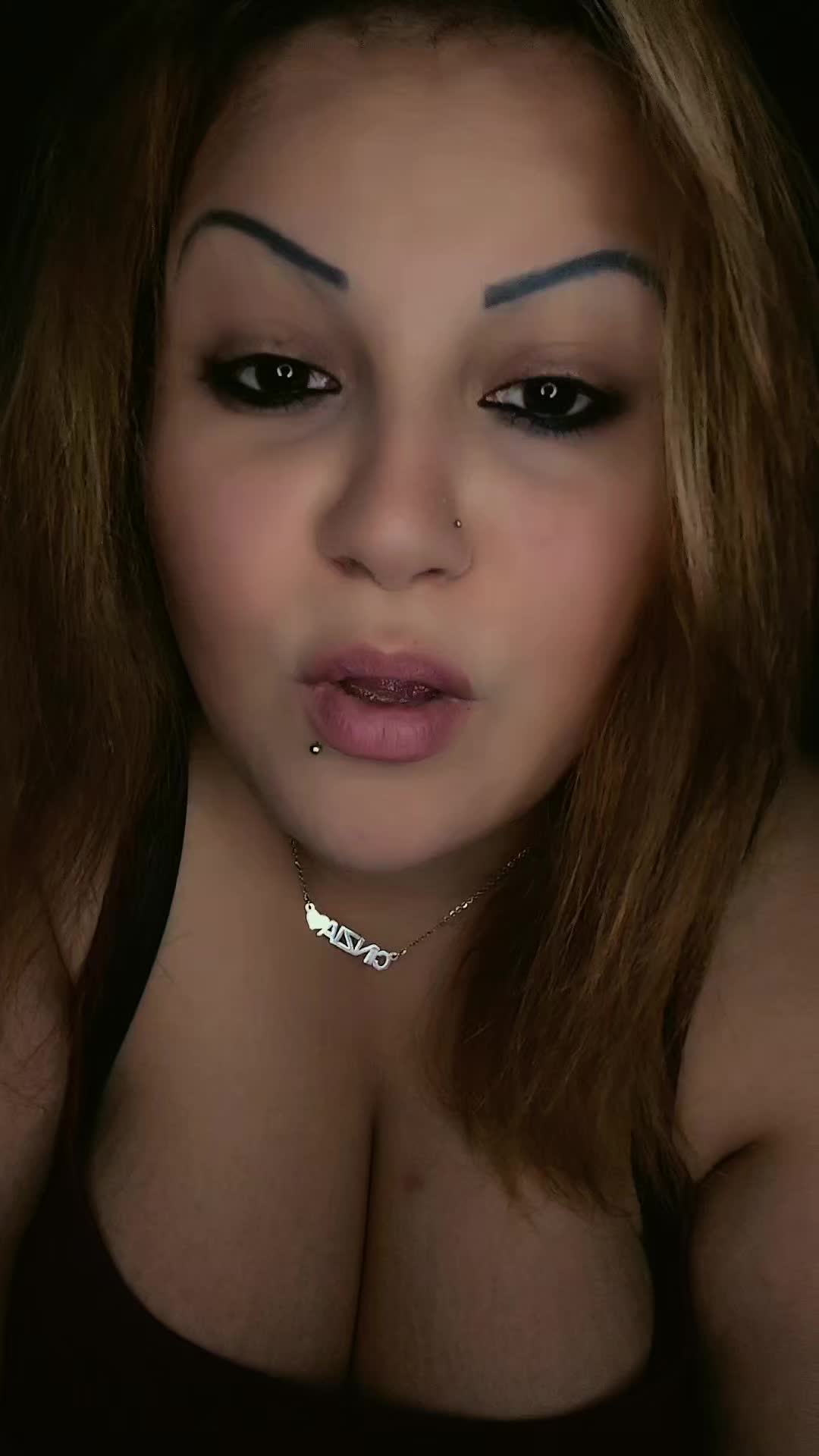 @ℭ𝔦𝔫𝔷𝔦𝔞𝔏𝔞𝔇𝔦𝔳𝔞
