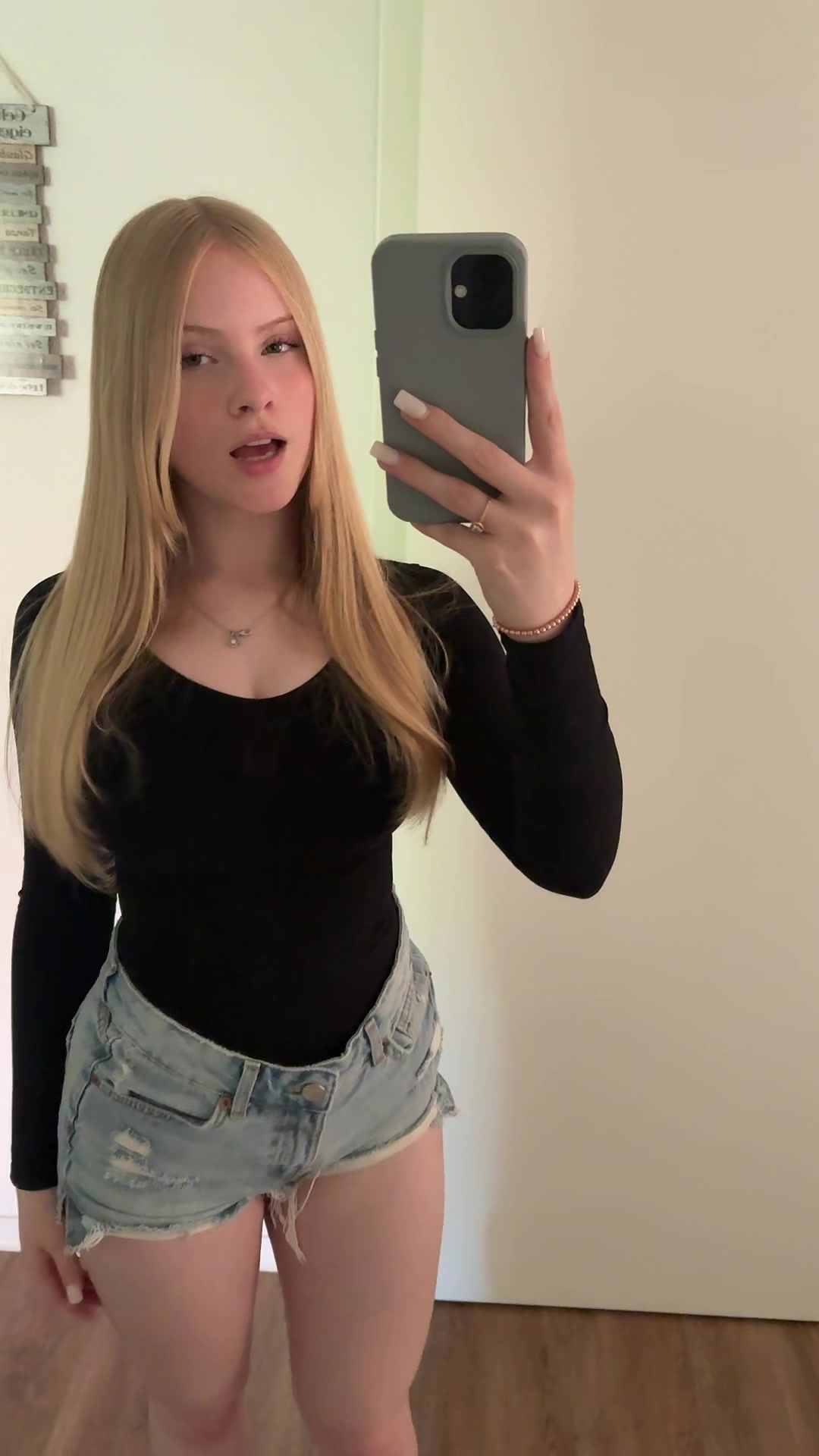 @Tiara