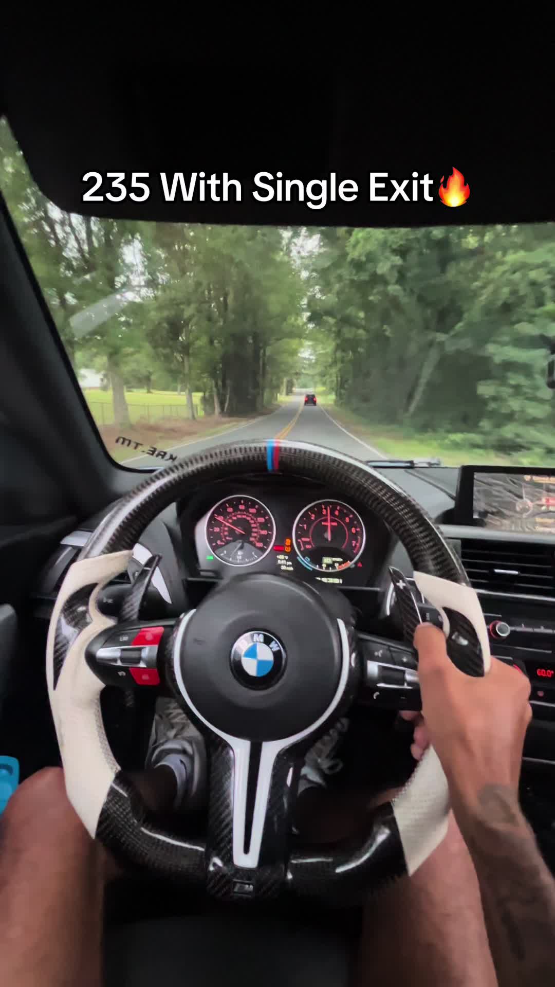 @✮