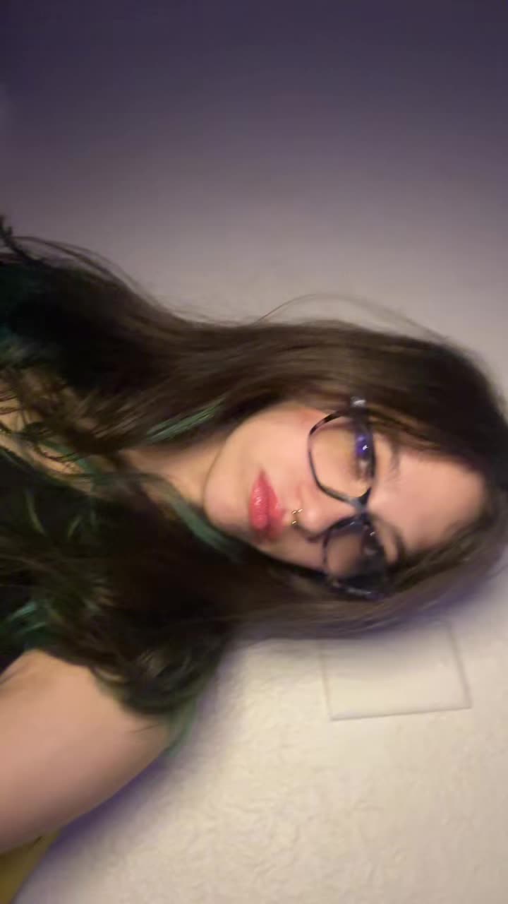@👑