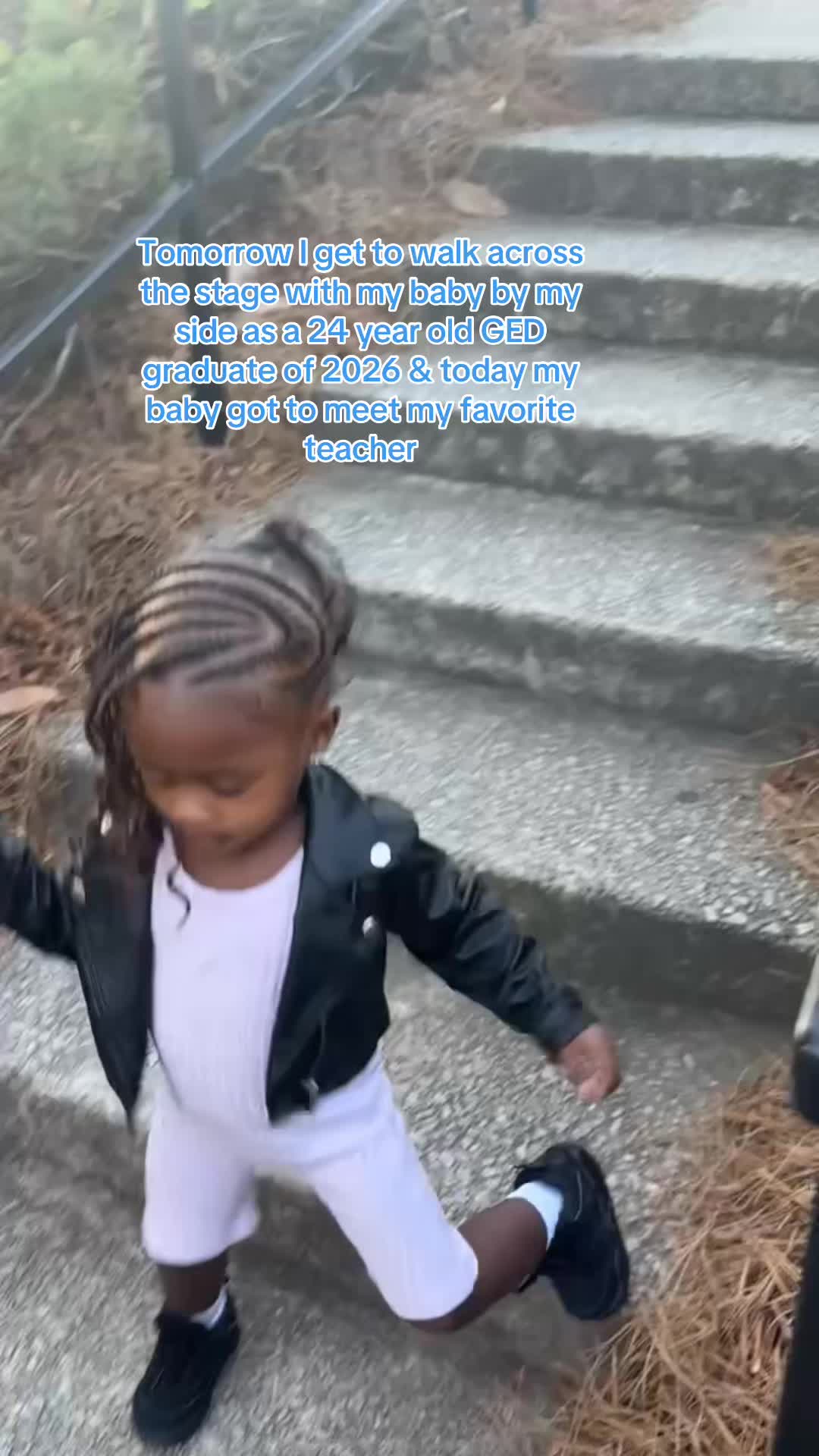 @PrettyWithaScar