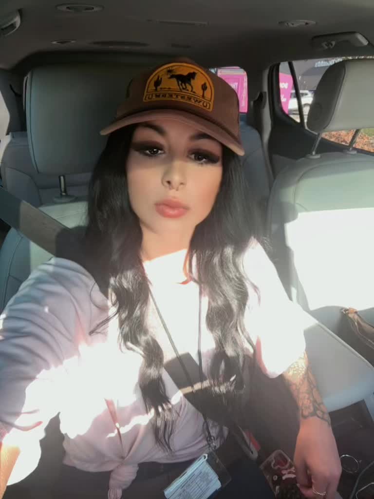 @Victoria González