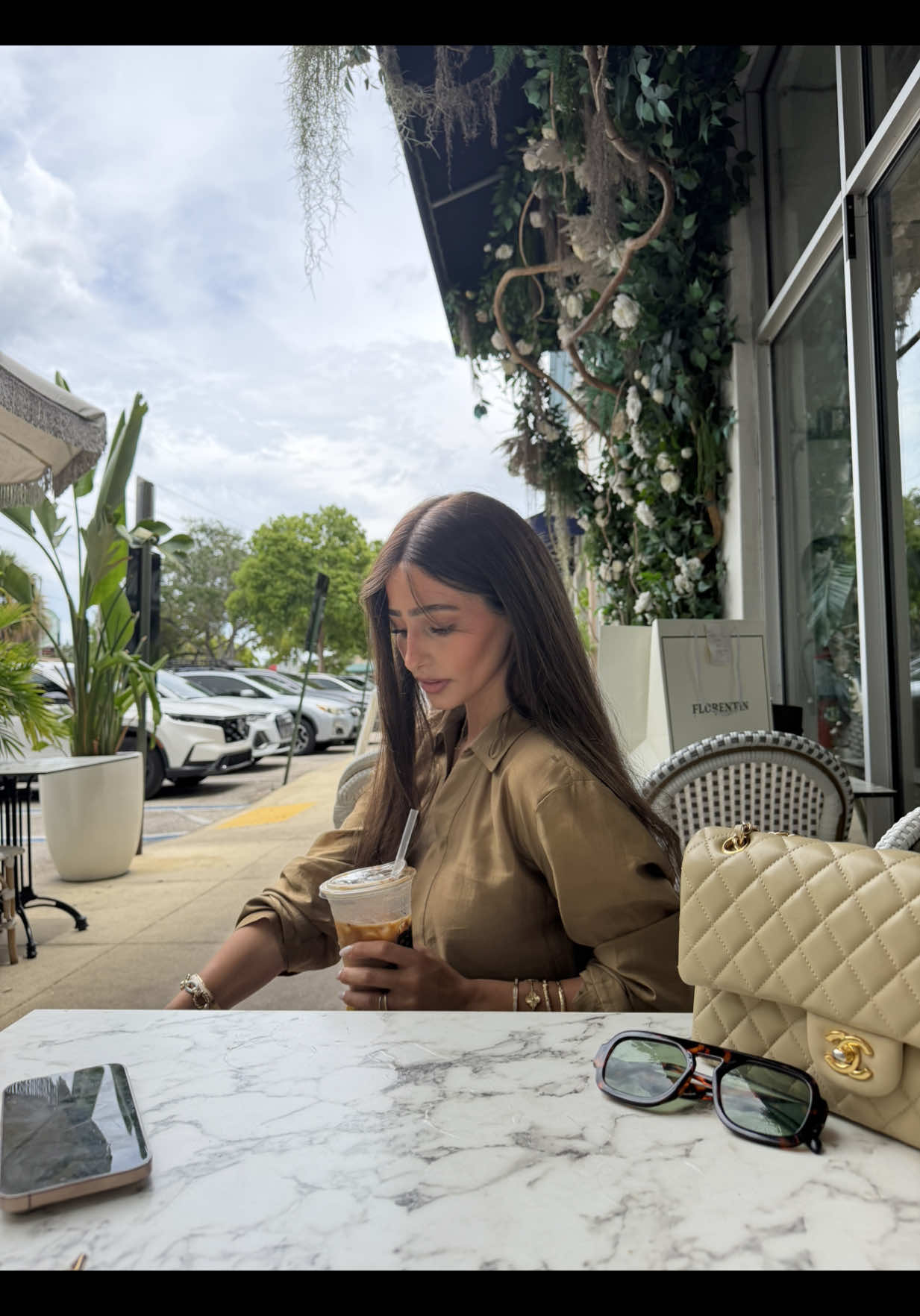 @Chaya | fashion & makeup