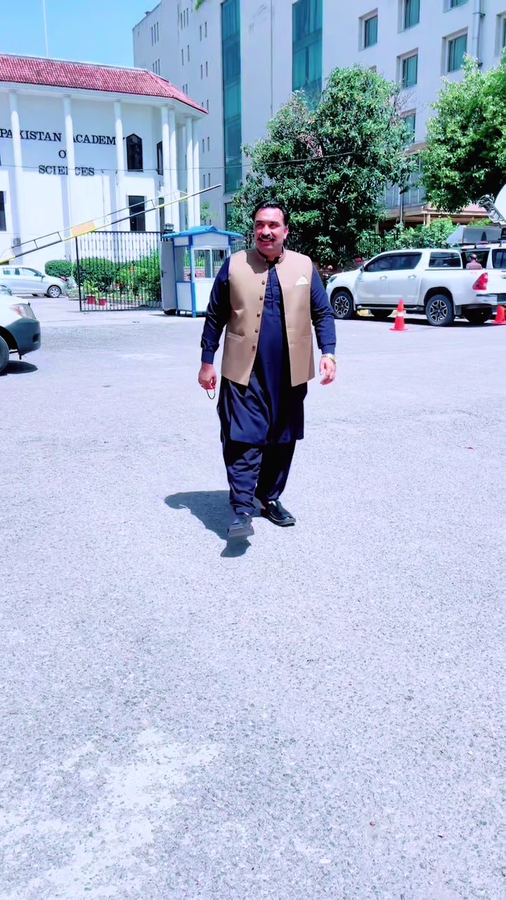 @Malik Azeem
