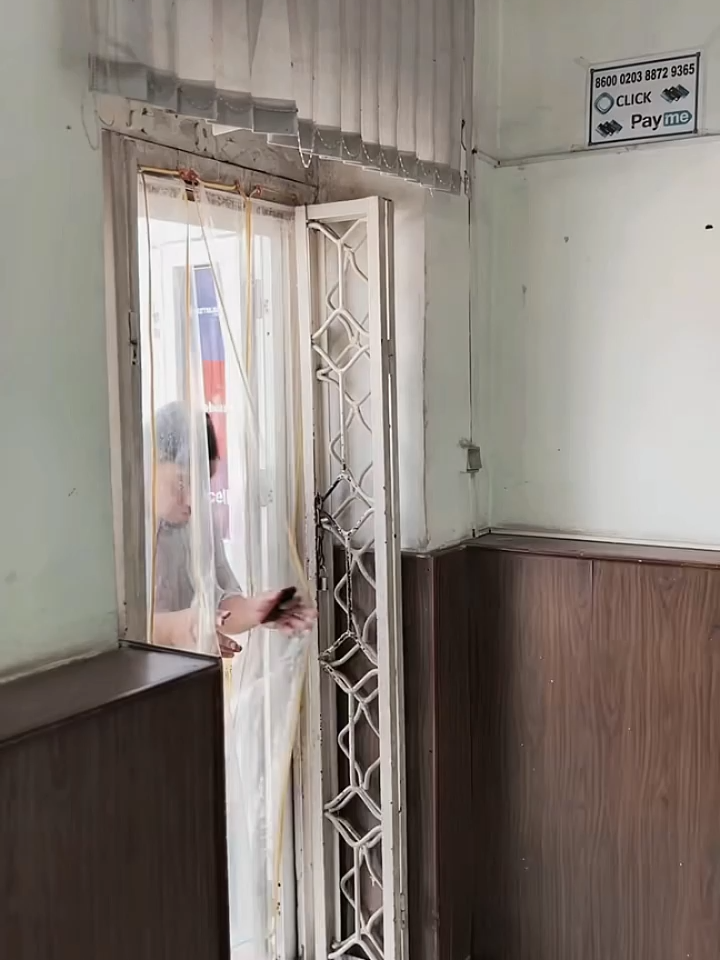 @TAHSIR_AKA_FAN
