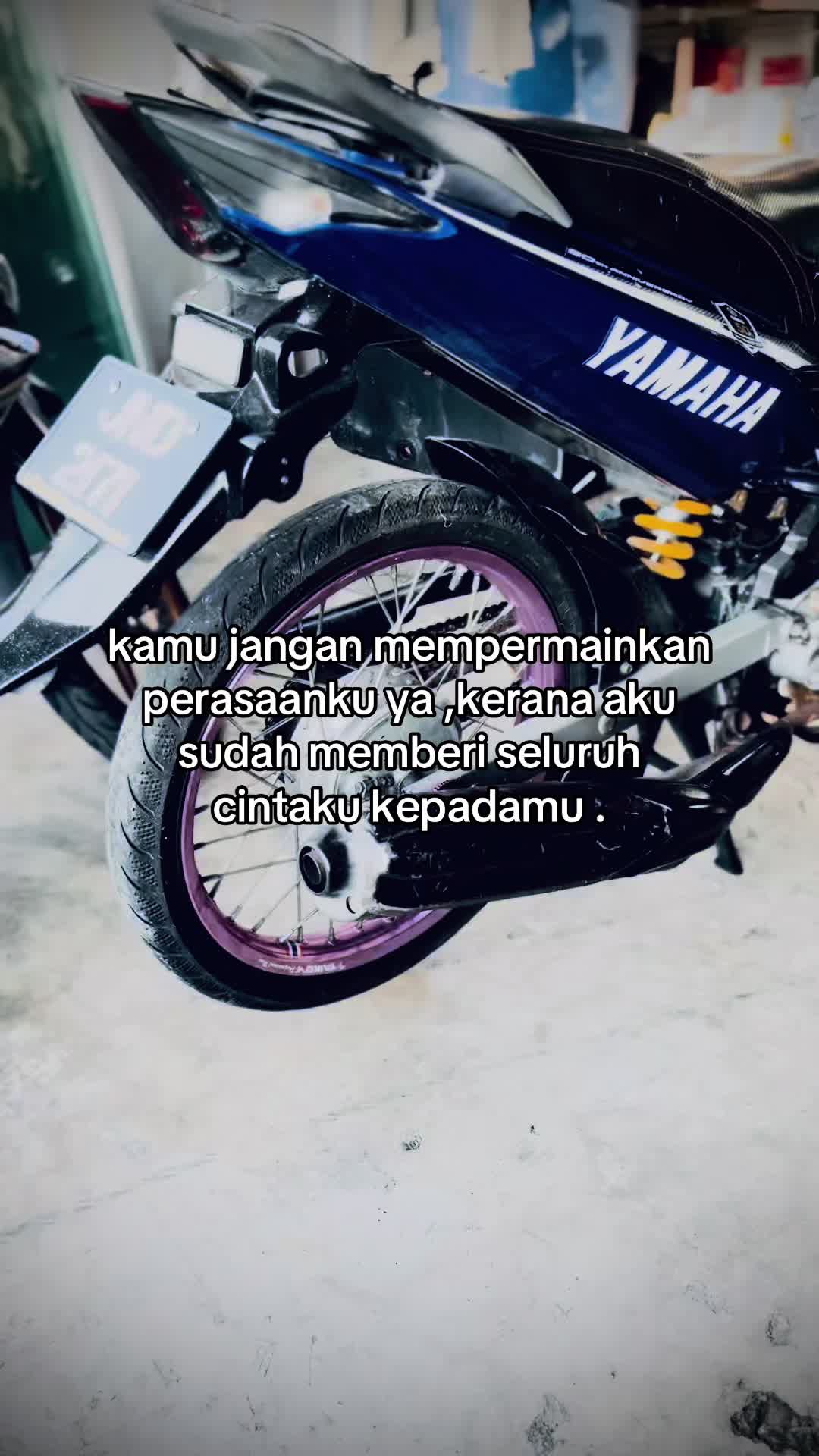 @+011
