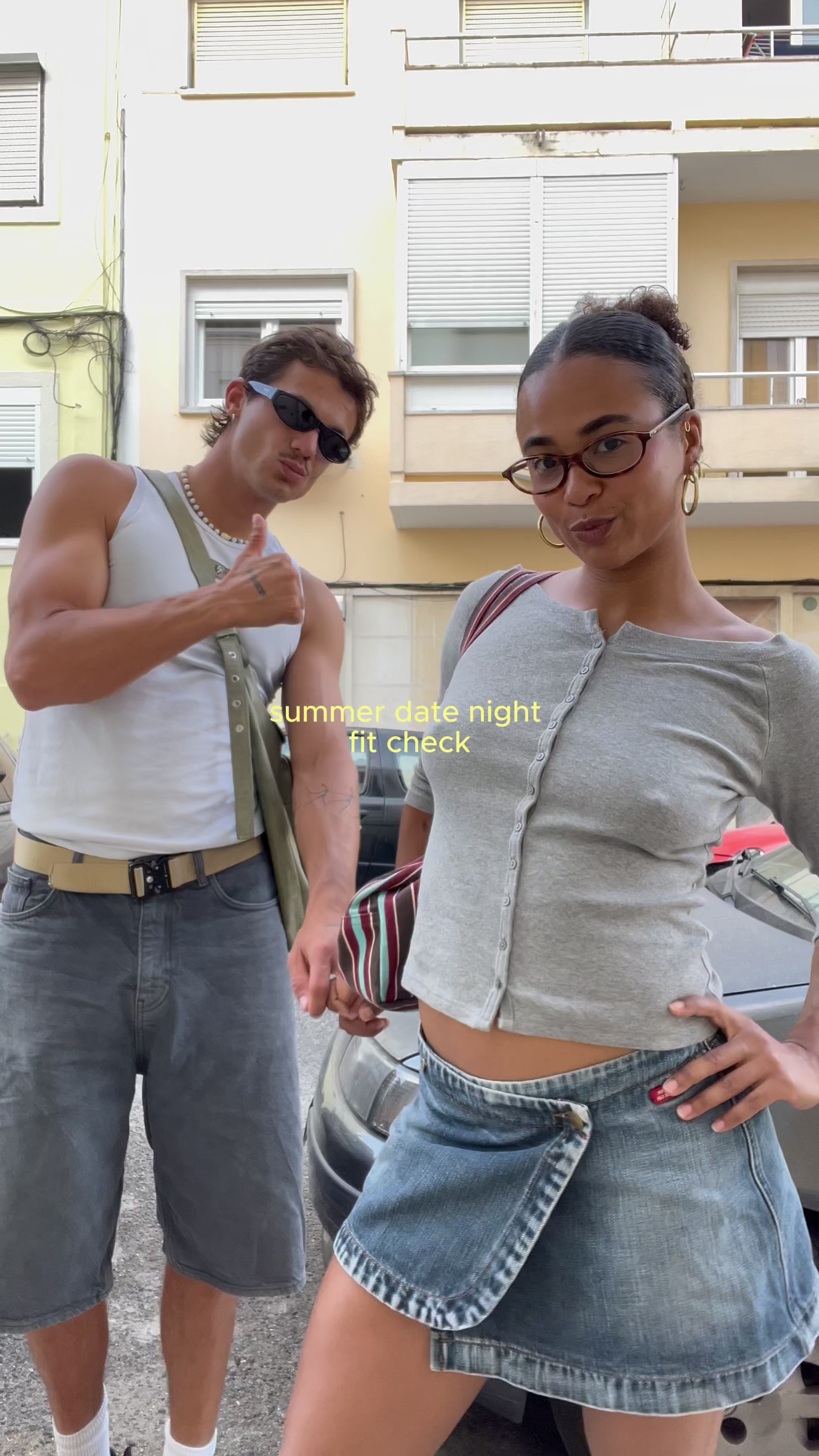 @bellas.archives_