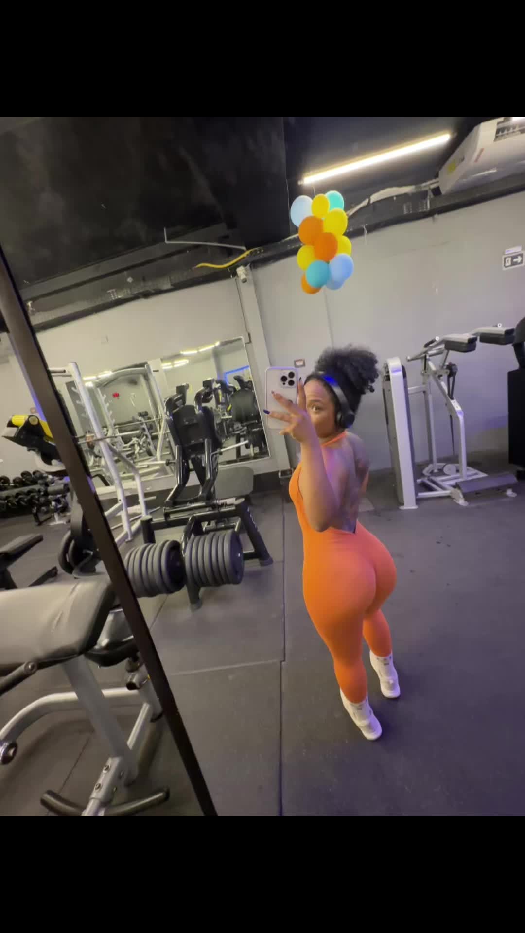 @Vickybrito A preta rara🧜🏾&zwj;♀️